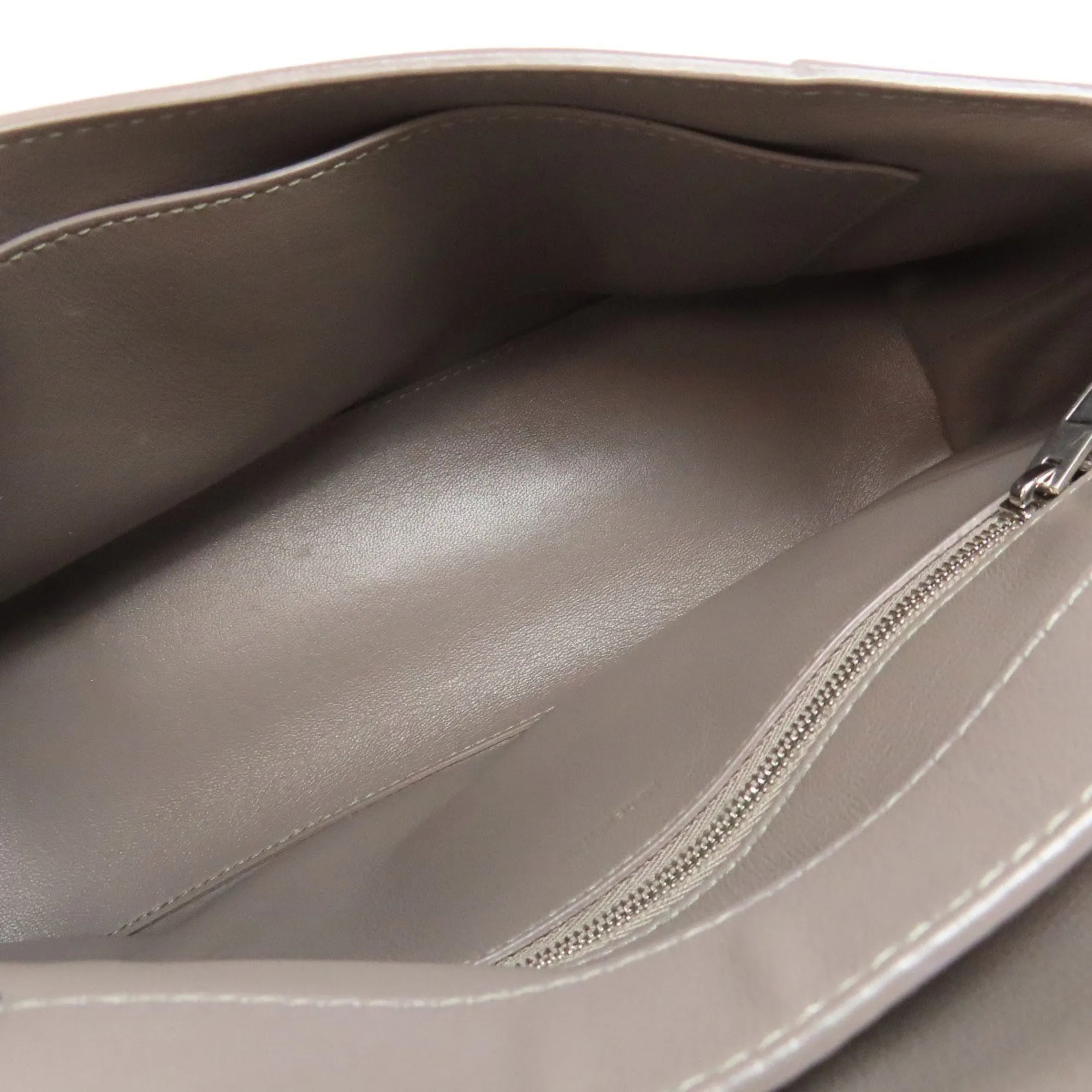 Balenciaga Leather Shoulder Bag (Pre-Owned)