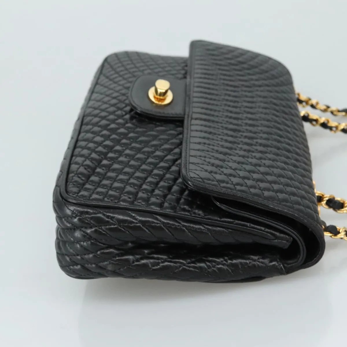 Bally Leather Shoulder Bag (Pre-Owned)