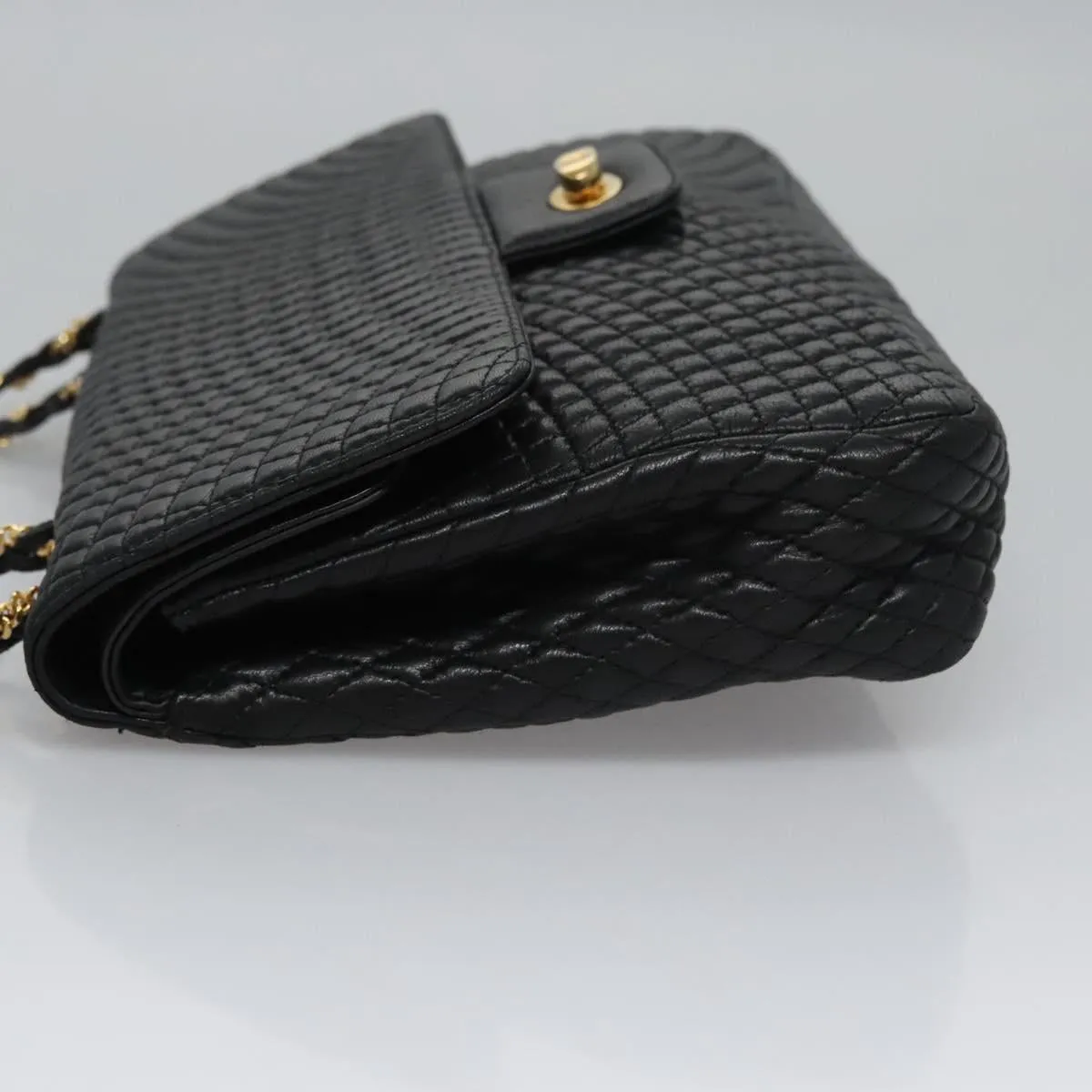 Bally Leather Shoulder Bag (Pre-Owned)