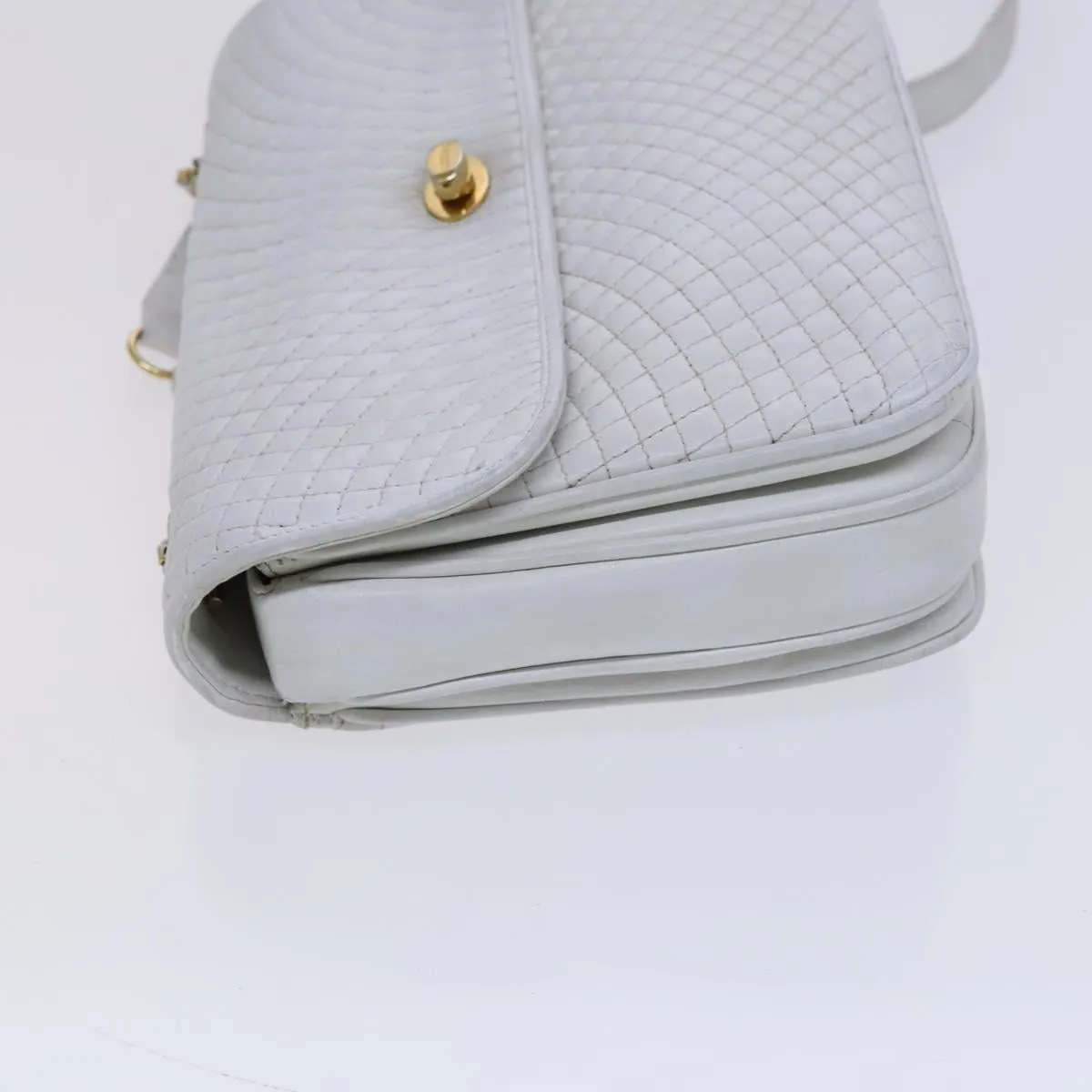Bally Leather Shoulder Bag (Pre-Owned)