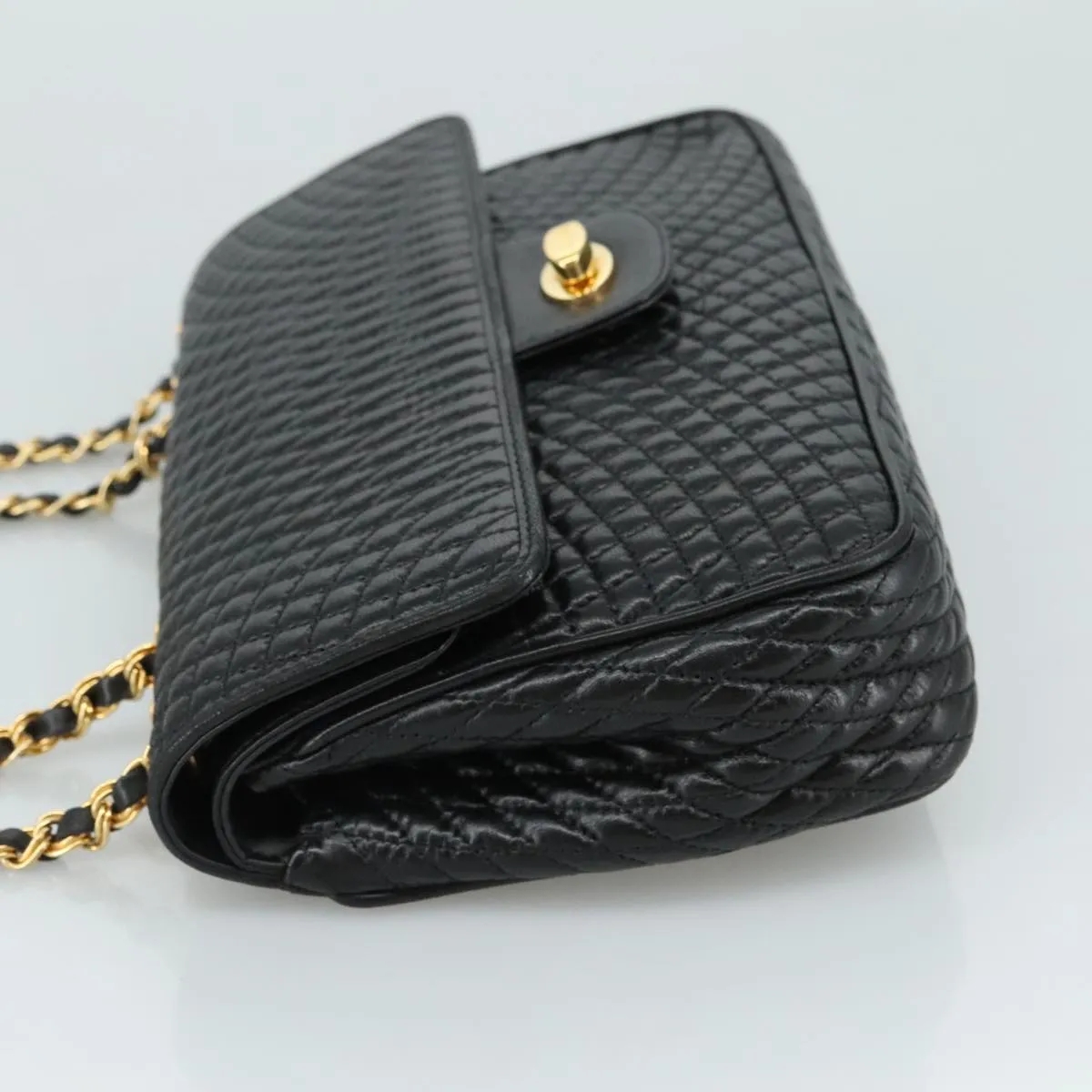 Bally Leather Shoulder Bag (Pre-Owned)