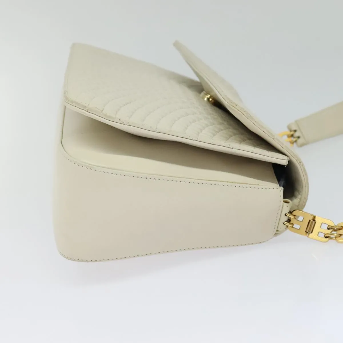 Bally Quilted Leather Shoulder Bag (Pre-Owned)
