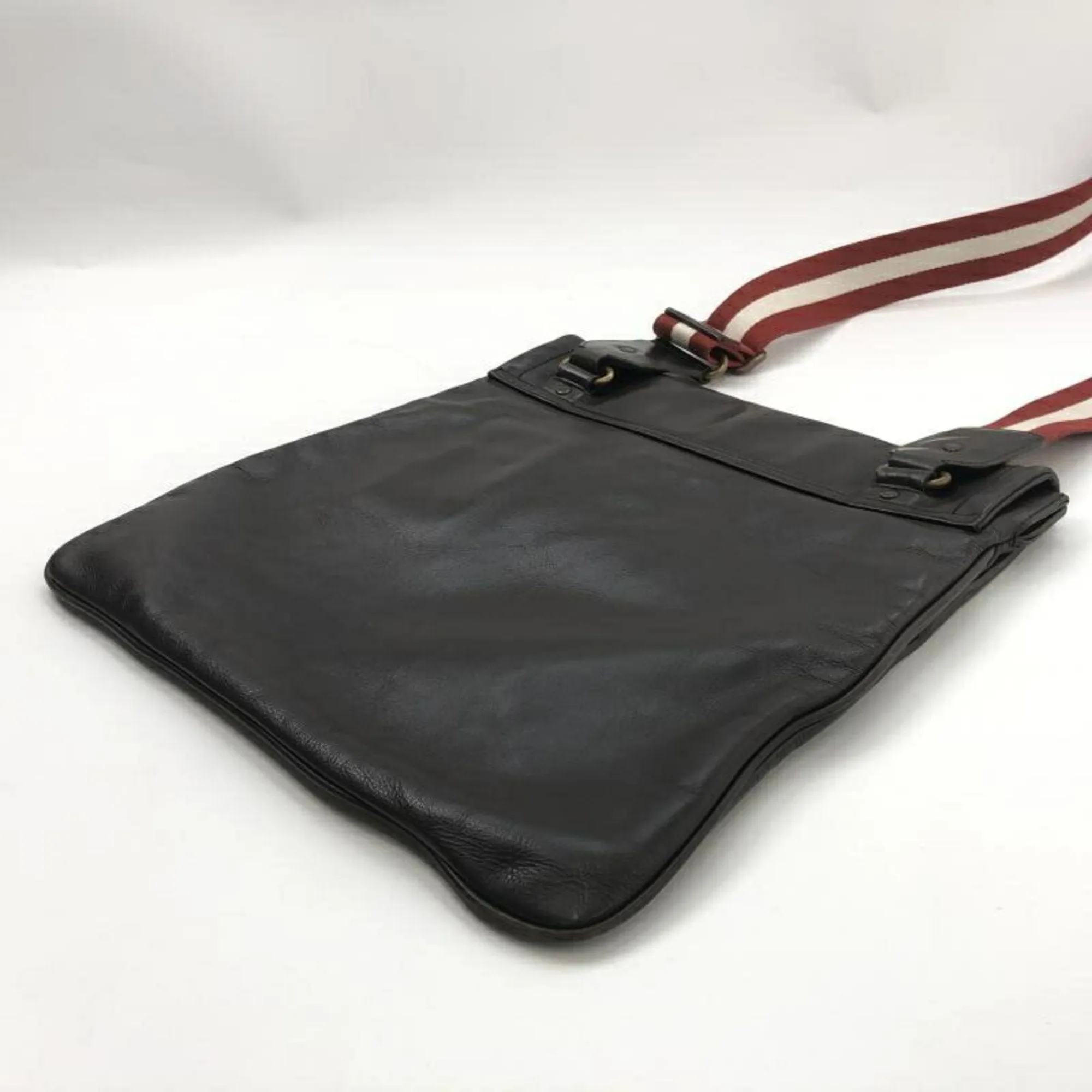 Bally Shoulder Bag (Pre-Owned)