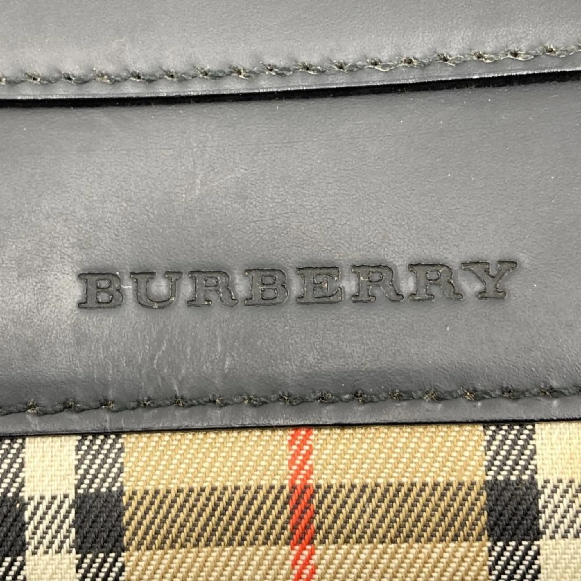 Burberry Leather Shoulder Bag (Pre-Owned)