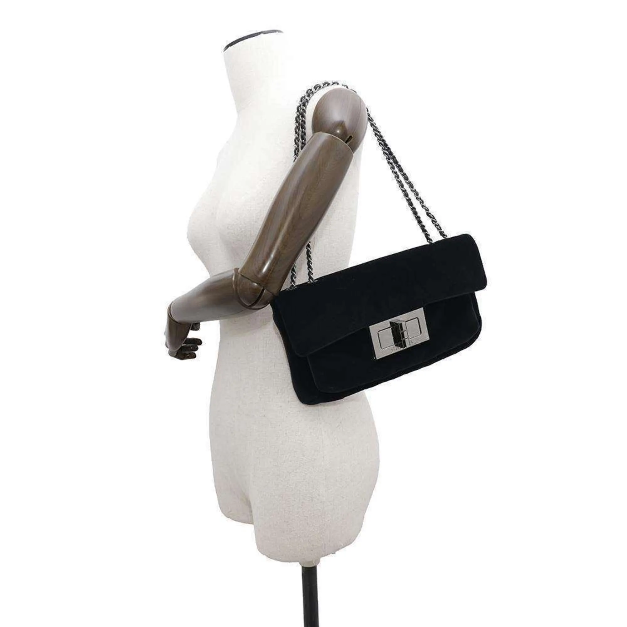 Chanel 2.55 Velvet Shoulder Bag (Pre-Owned)