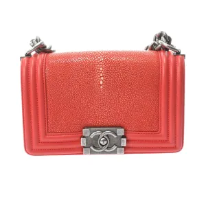 Chanel Boy Leather Shoulder Bag (Pre-Owned)