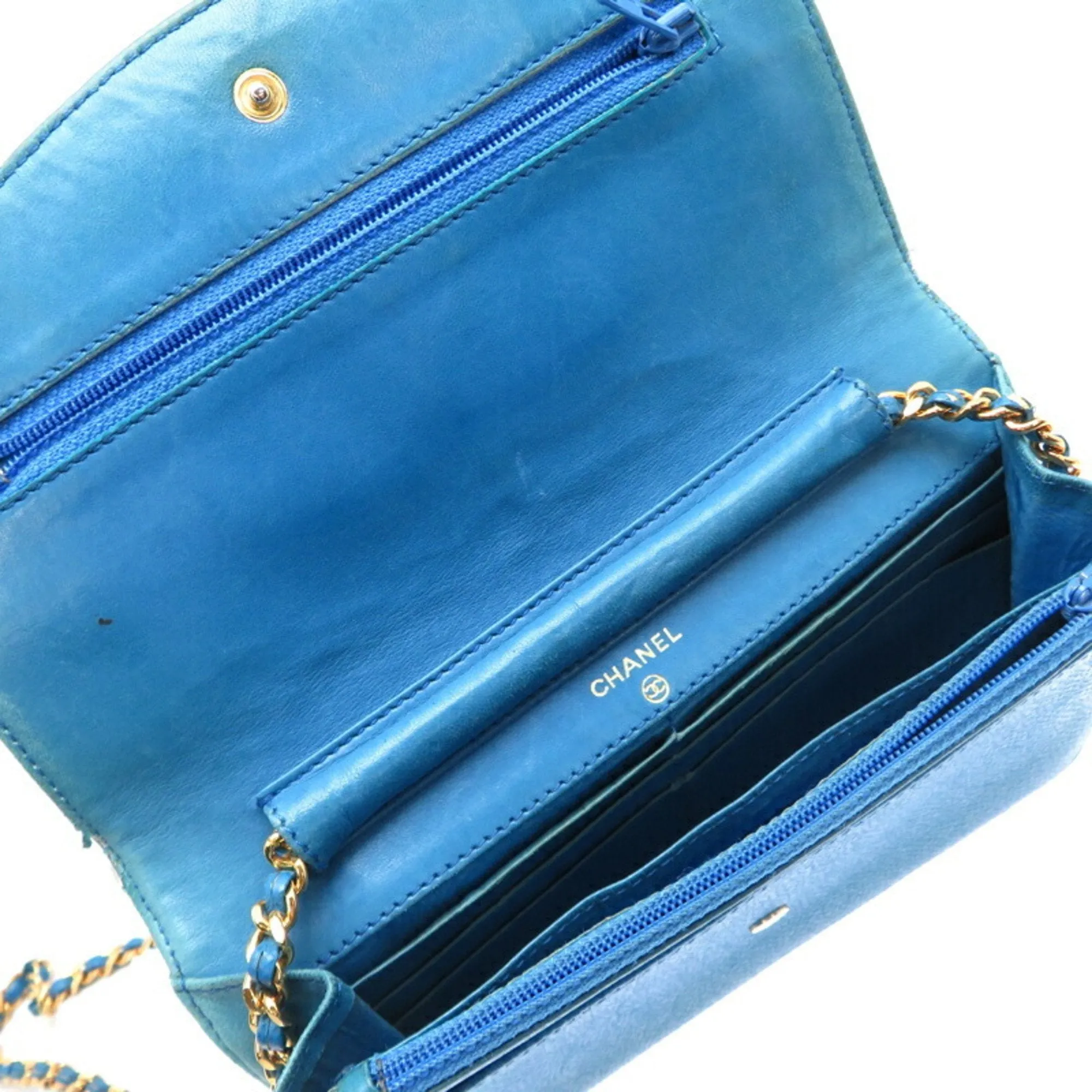 Chanel Grained Calfskin Shoulder Bag (Pre-Owned)