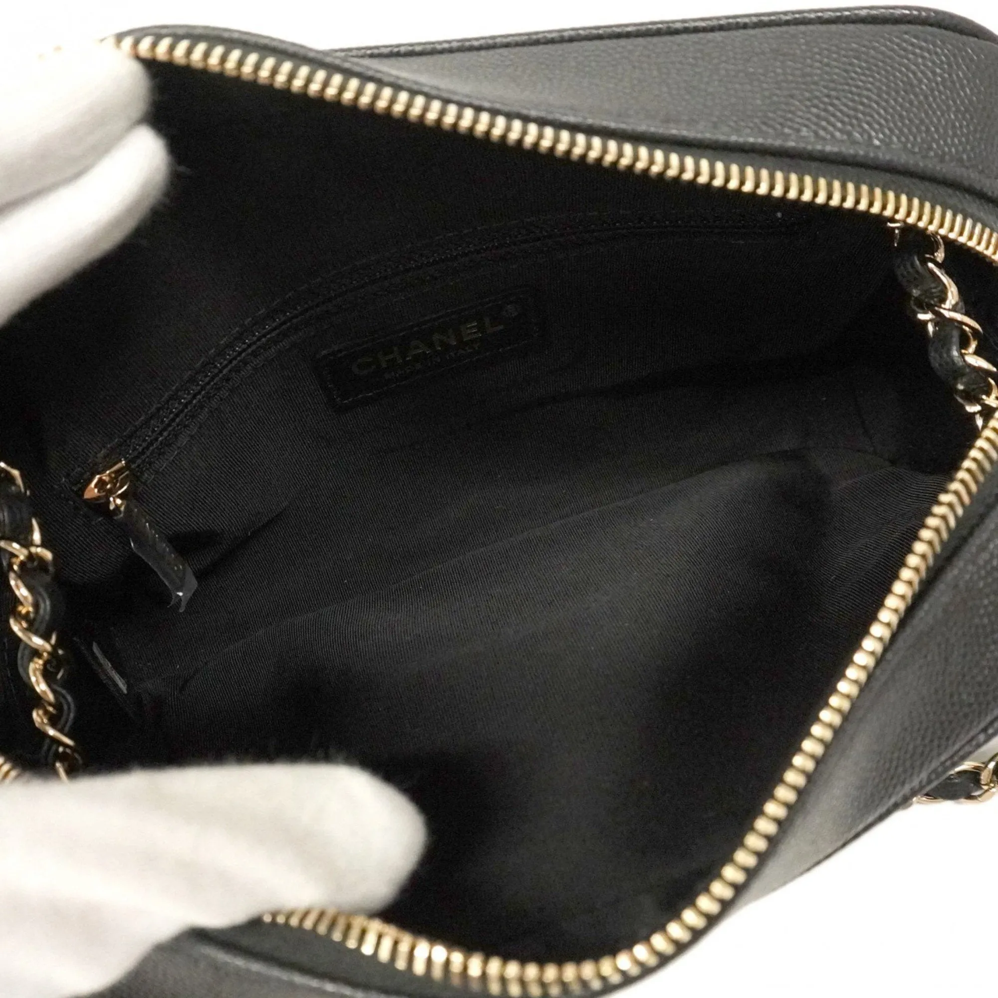Chanel Grained Calfskin Shoulder Bag (Pre-Owned)