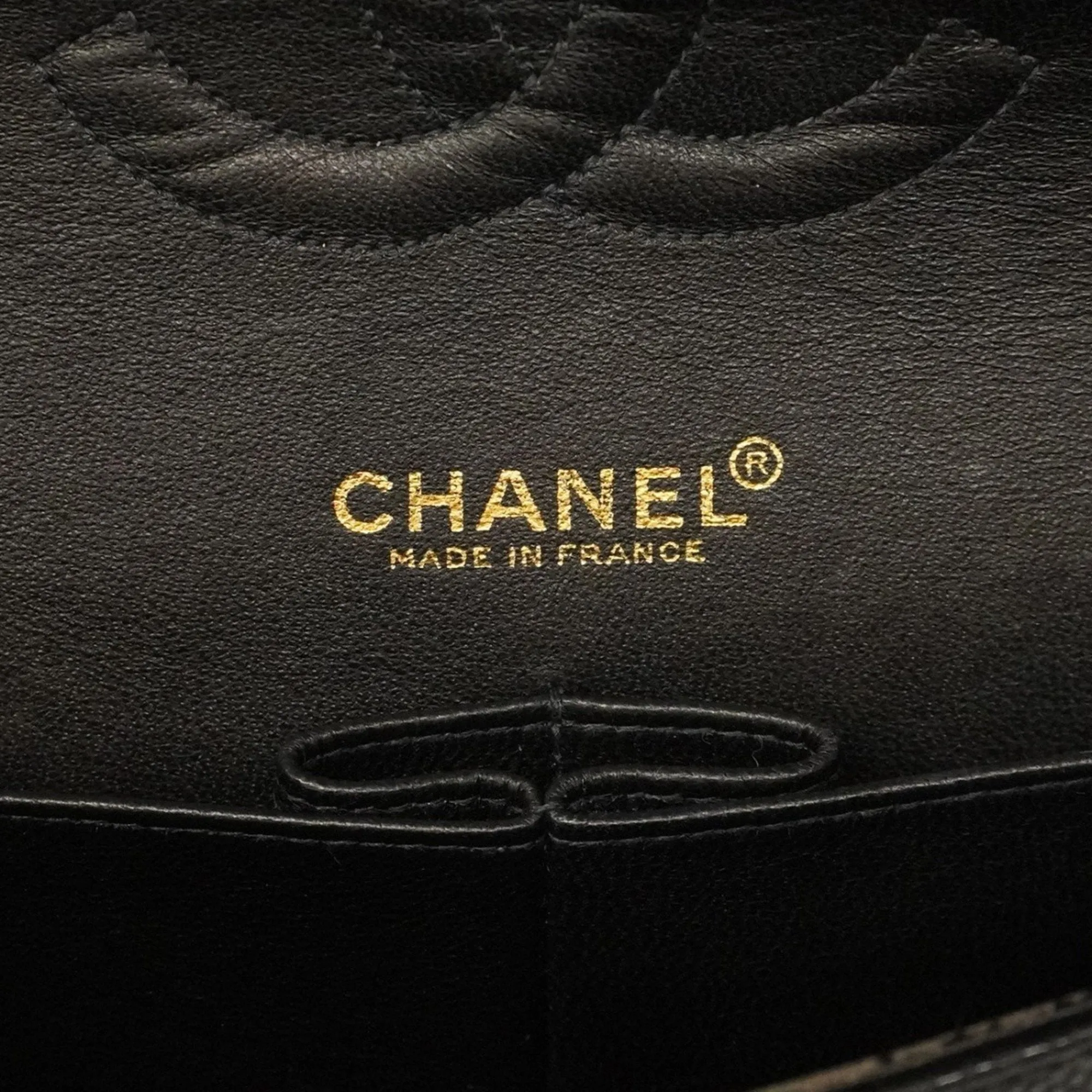 Chanel Grained Calfskin Shoulder Bag (Pre-Owned)