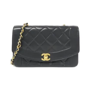 Chanel  Leather Shoulder Bag (Pre-Owned)