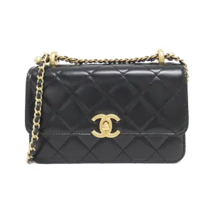 Chanel Leather Shoulder Bag (Pre-Owned)