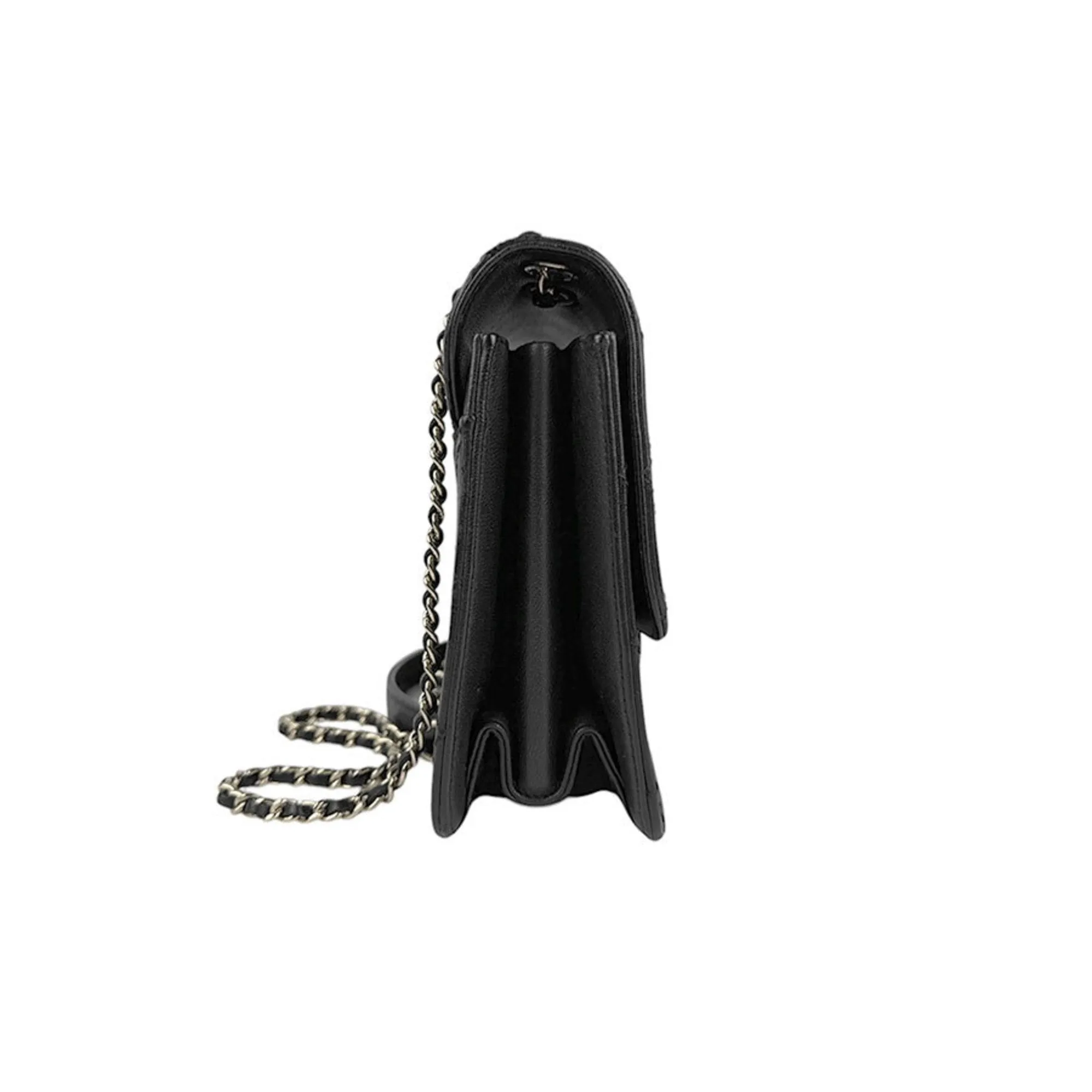 Chanel Leather Shoulder Bag (Pre-Owned)