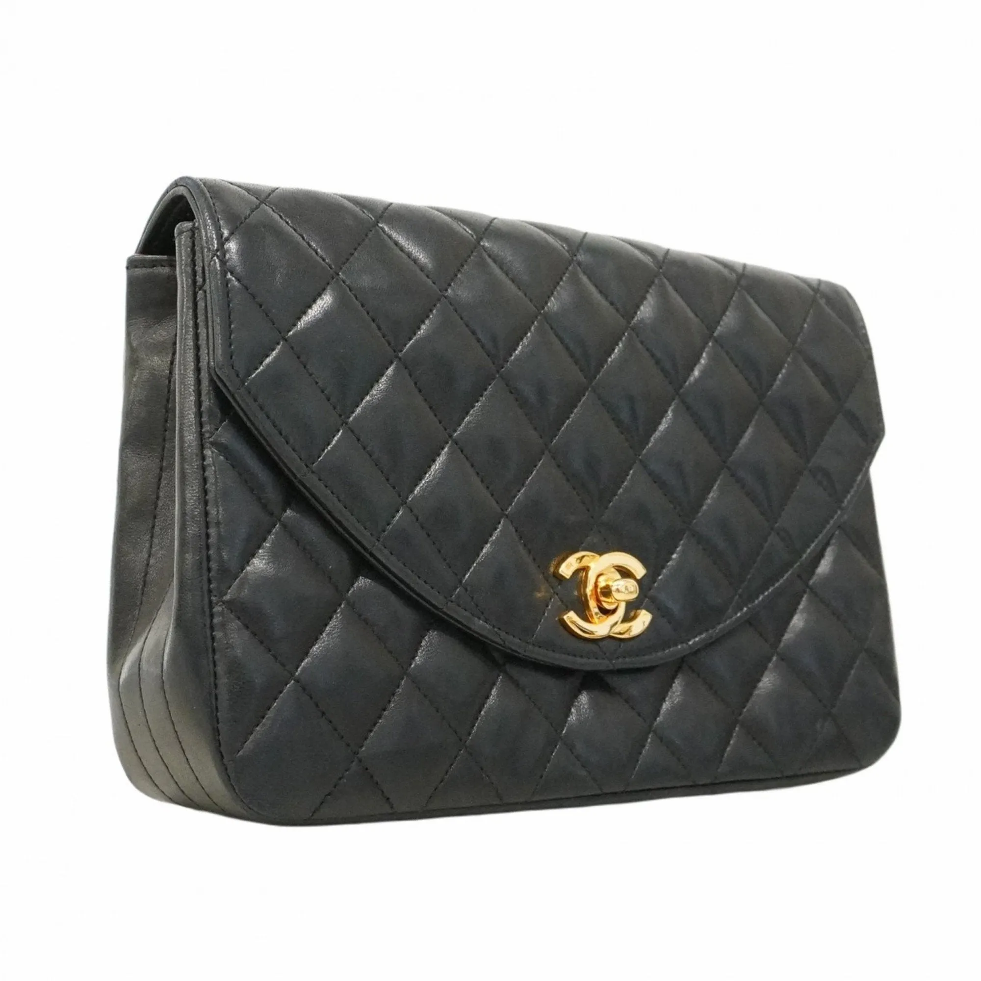 Chanel Leather Shoulder Bag (Pre-Owned)