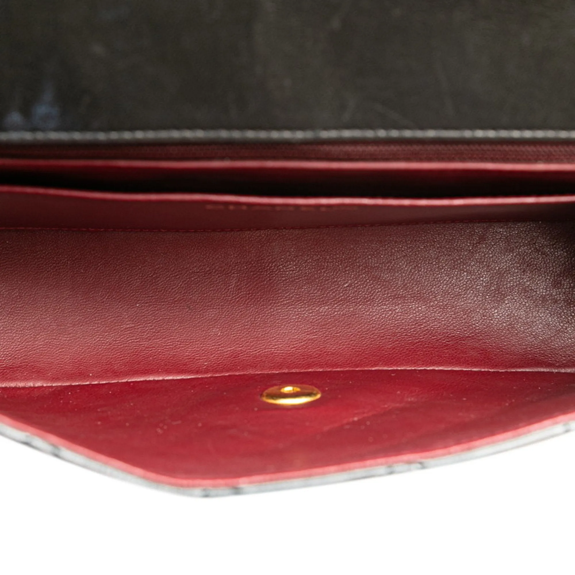 Chanel Leather Shoulder Bag (Pre-Owned)