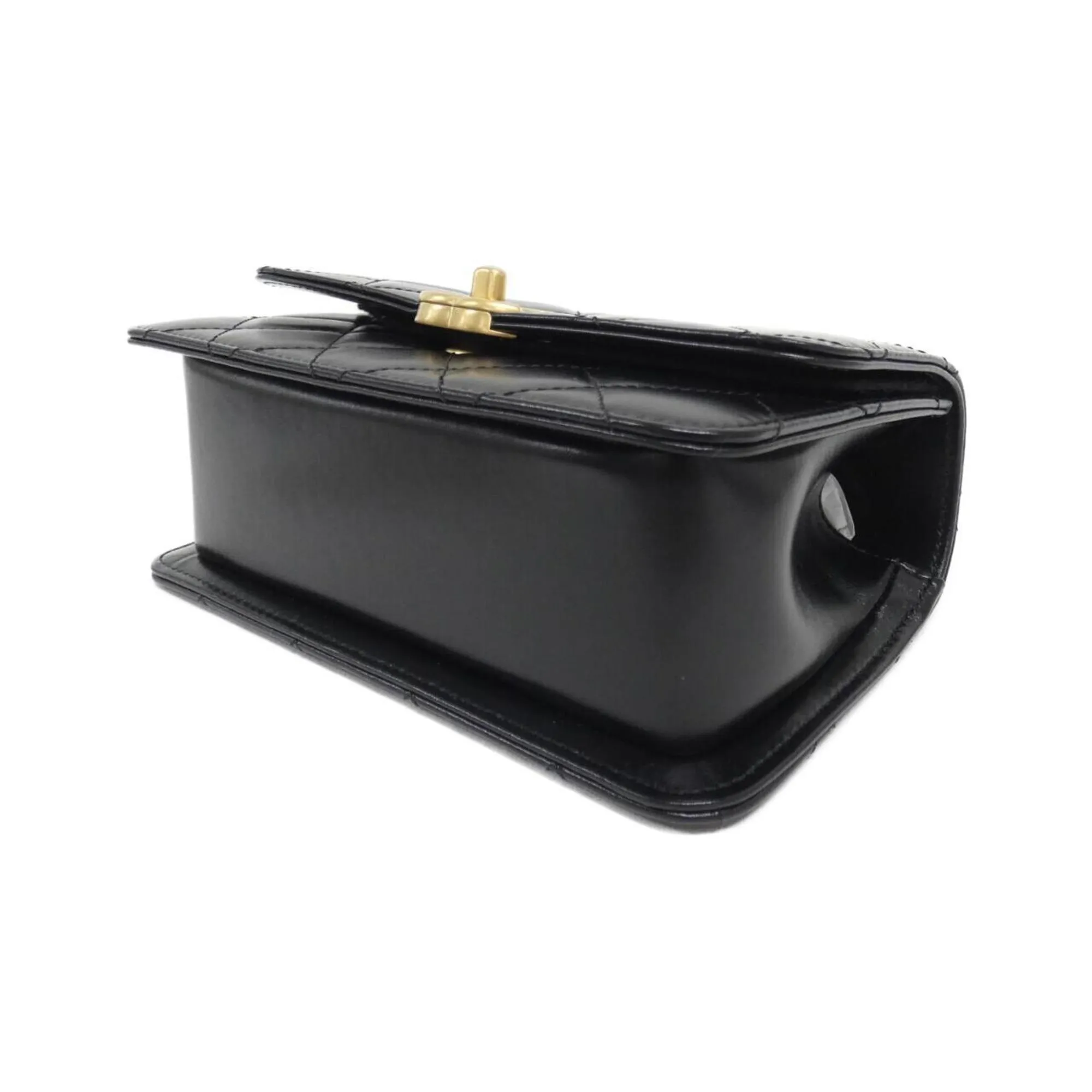 Chanel Leather Shoulder Bag (Pre-Owned)