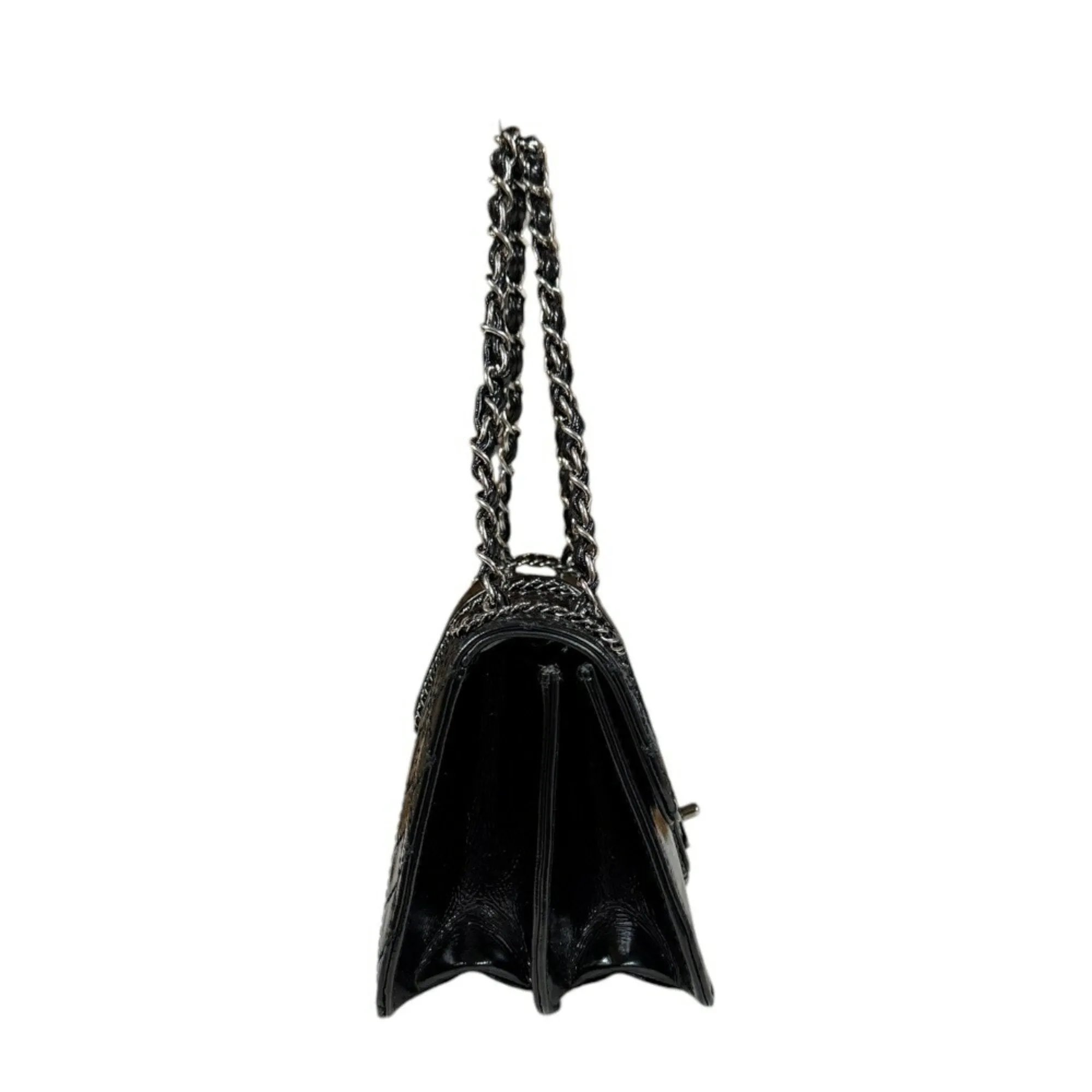 Chanel Madison Leather Shoulder Bag (Pre-Owned)
