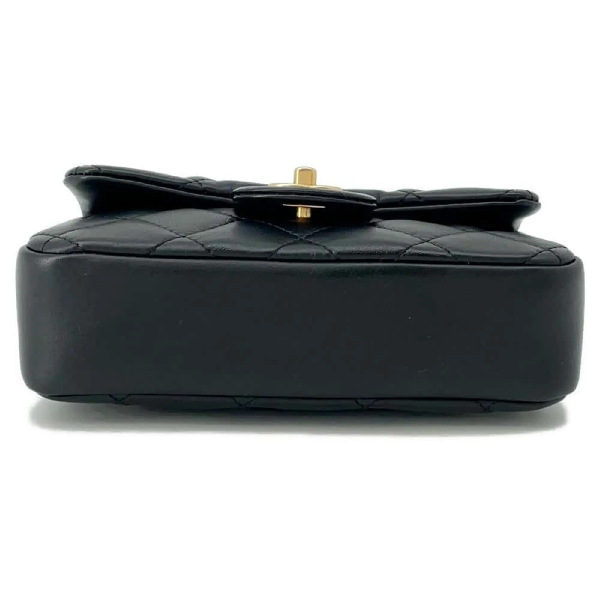 Chanel Timeless Leather Shoulder Bag (Pre-Owned)