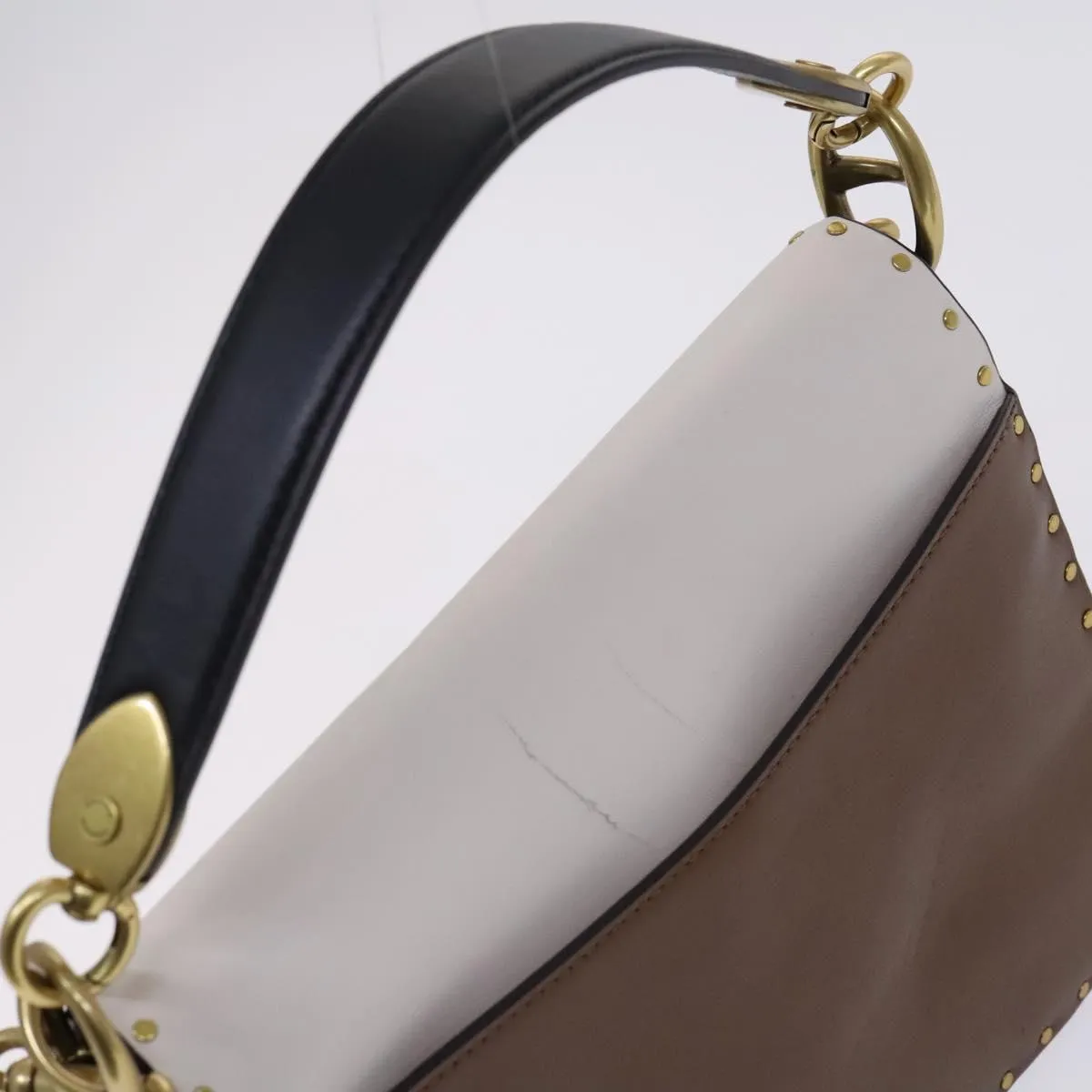 Coach Beat Leather Shoulder Bag (Pre-Owned)
