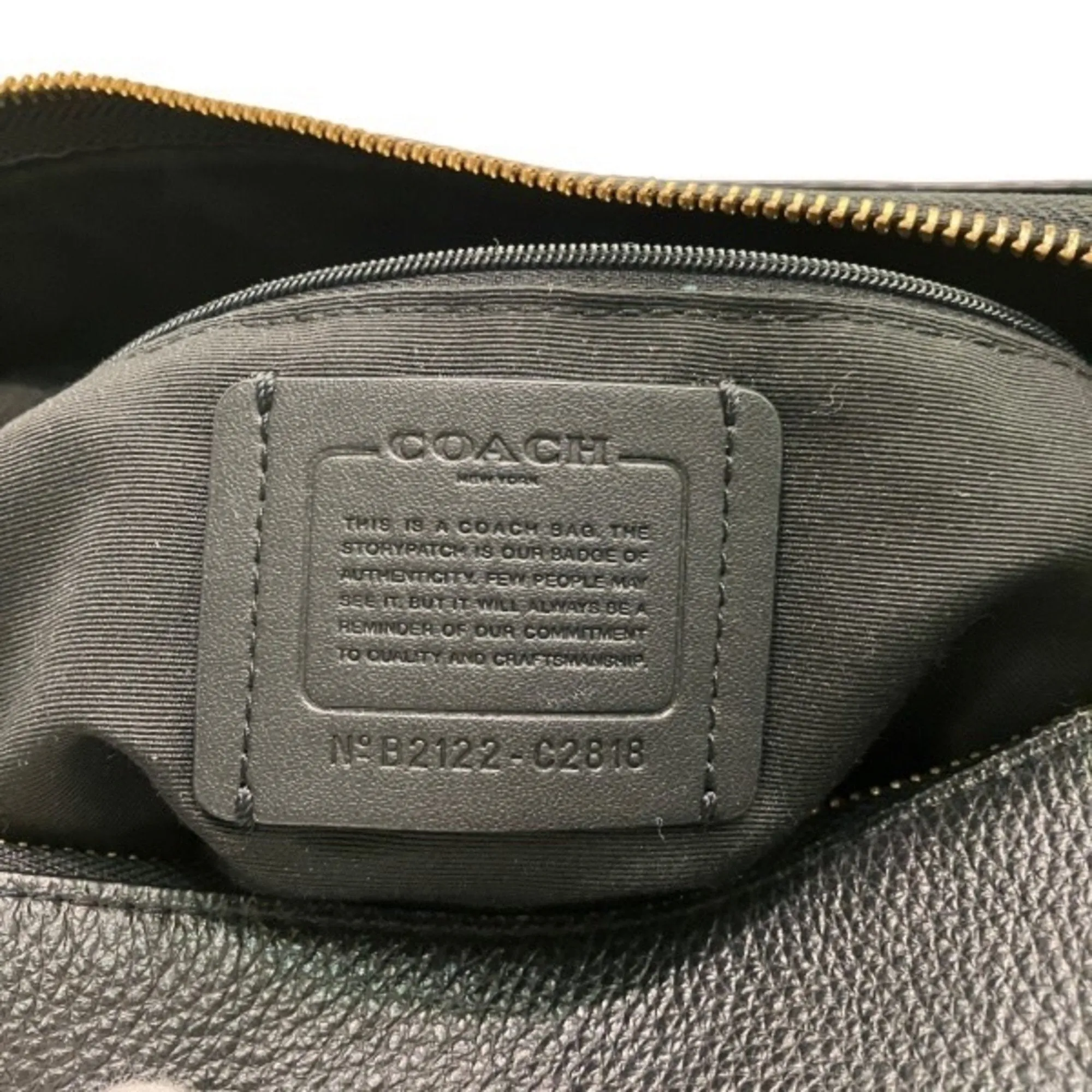 Coach Leather Shoulder Bag (Pre-Owned)
