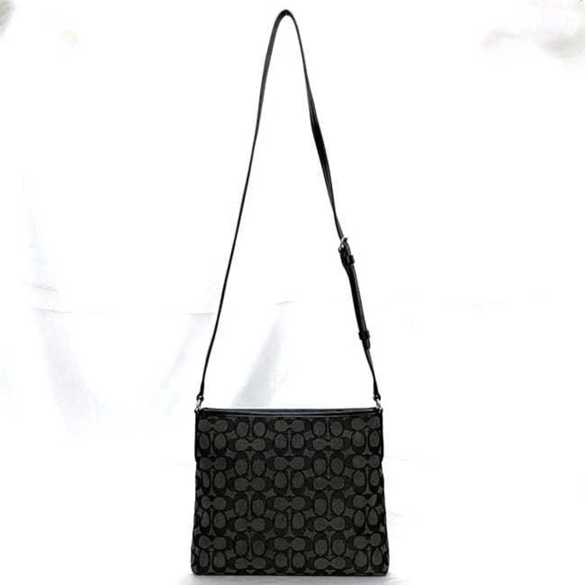 Coach  Signature Line Leather Shoulder Bag (Pre-Owned)