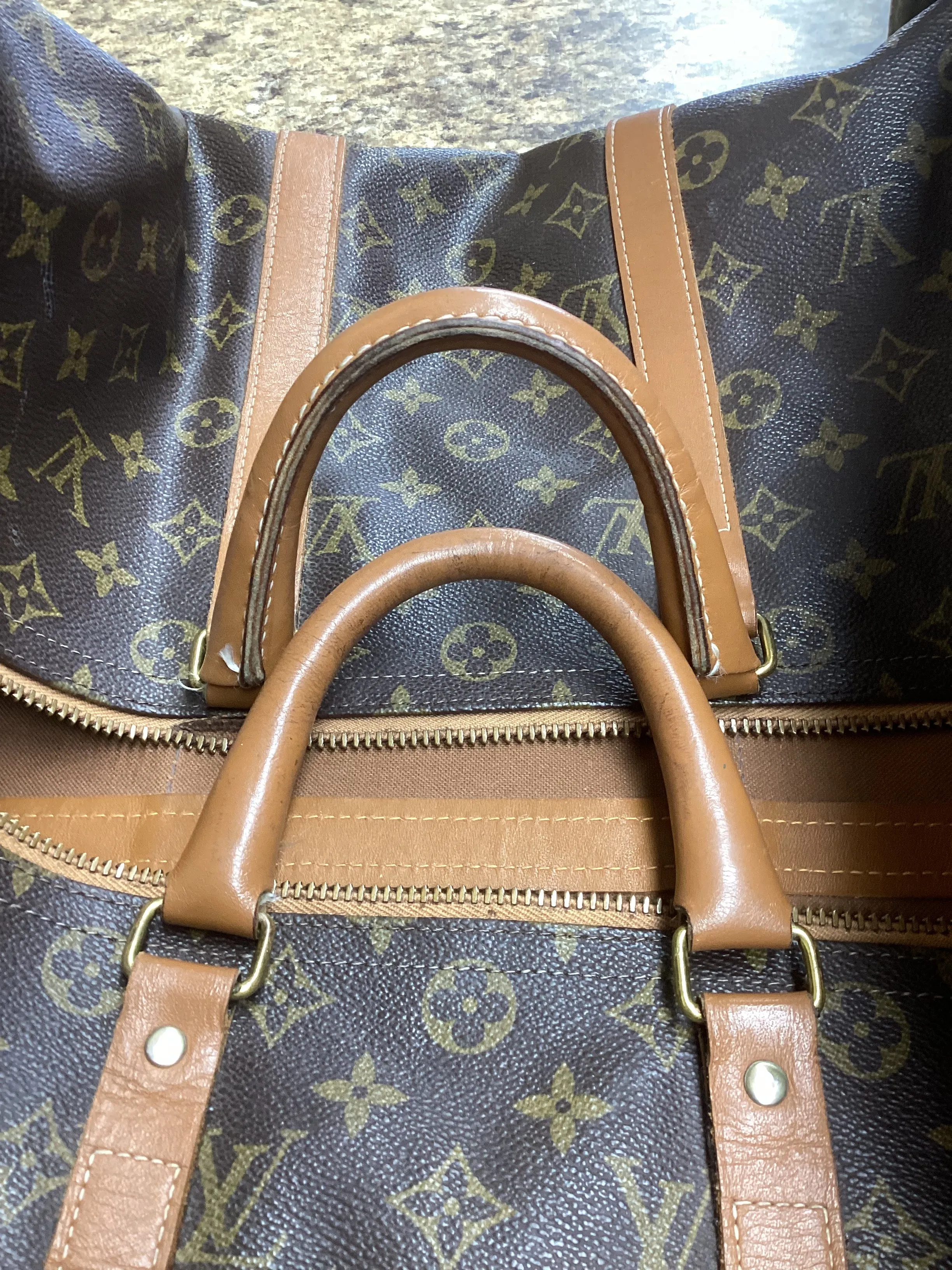 Duffle And Weekender Luxury Designer By Louis Vuitton, Size: Large