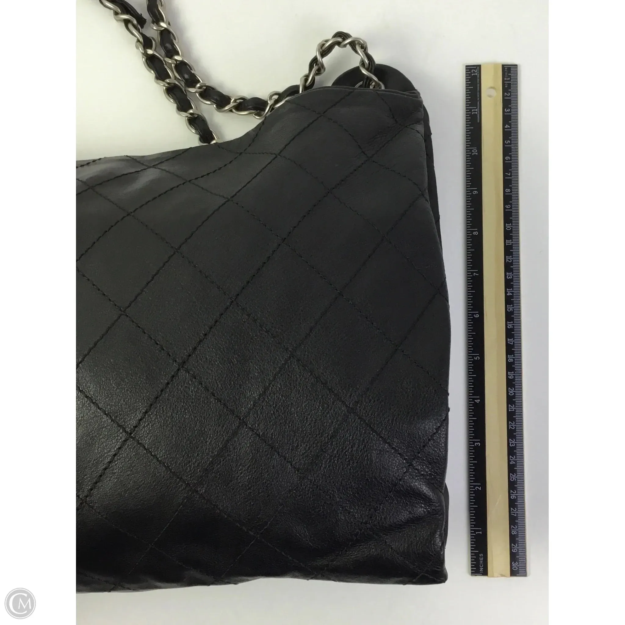 Handbag Luxury Designer By Chanel, Size: Medium