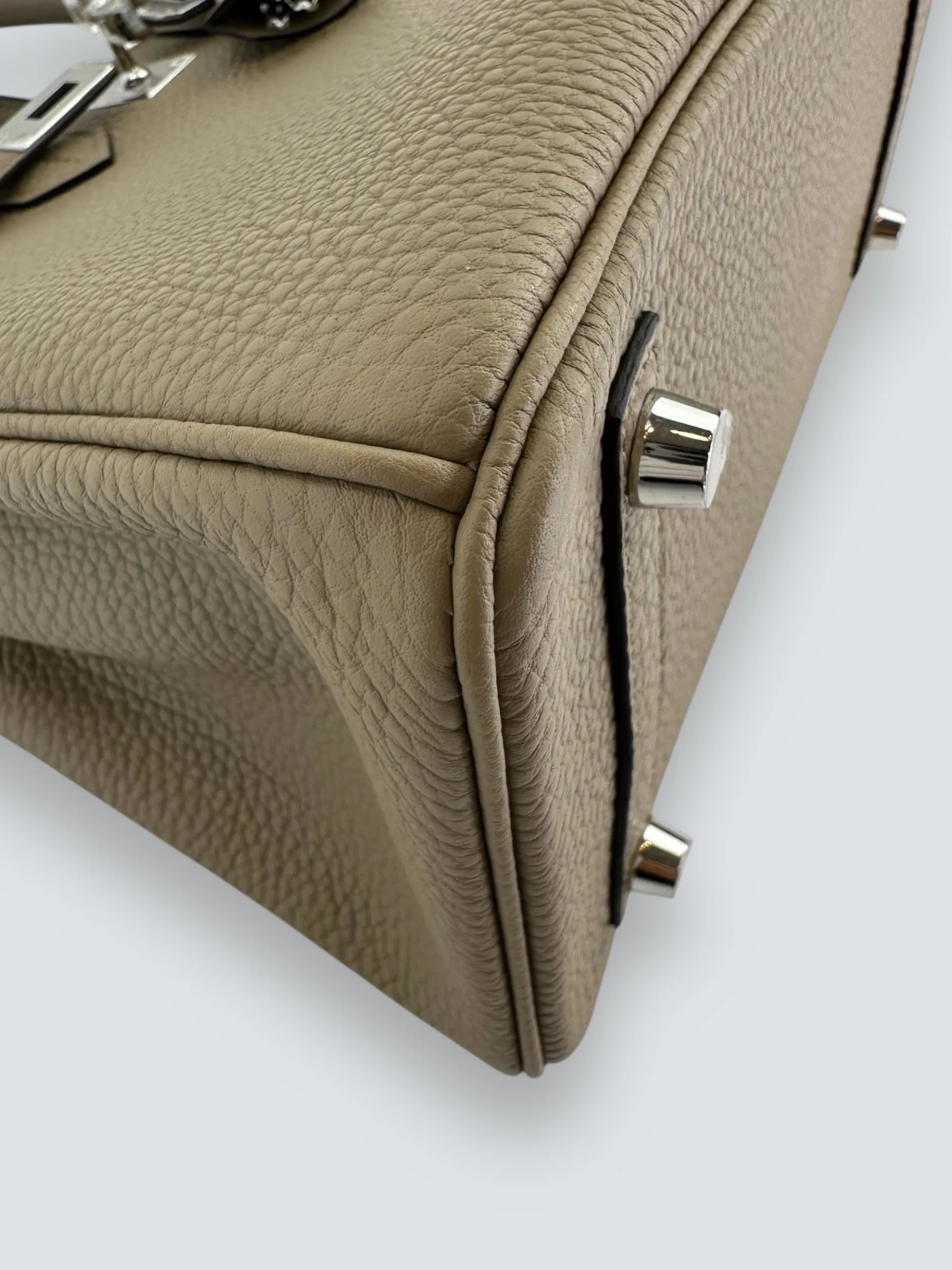 Herm??s Grey Togo Leather Birkin 25 (Palladium Hardware)