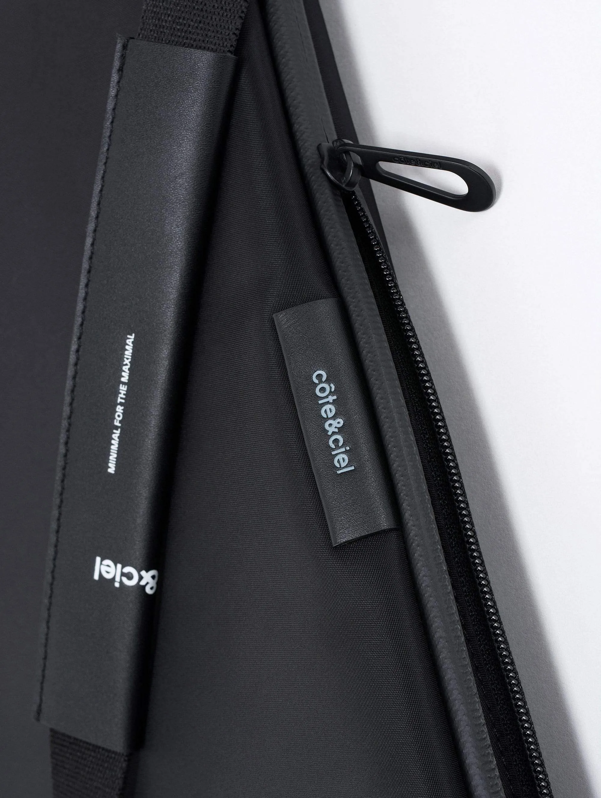 Inn L Sleek Black
