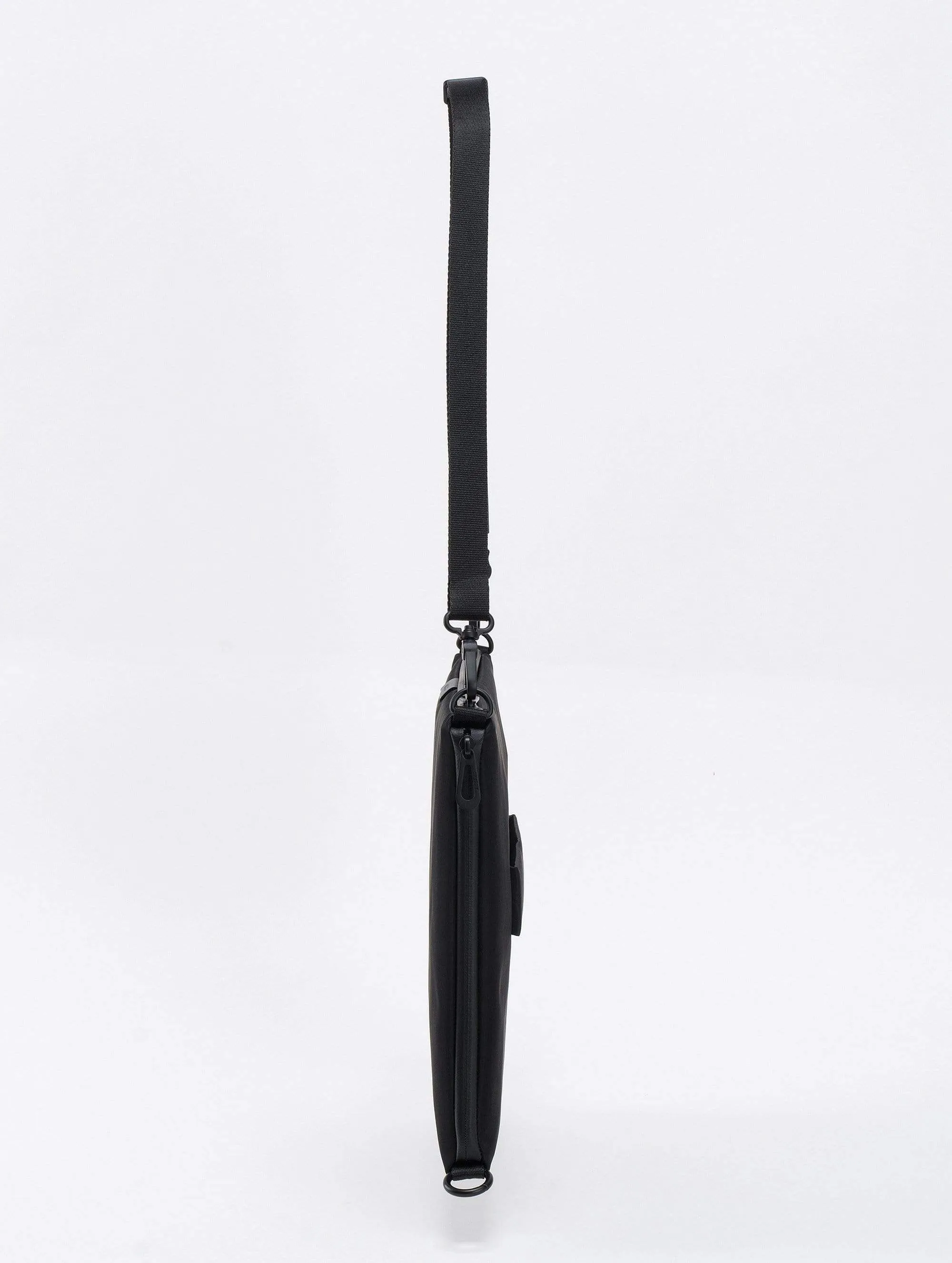 Inn L Sleek Black