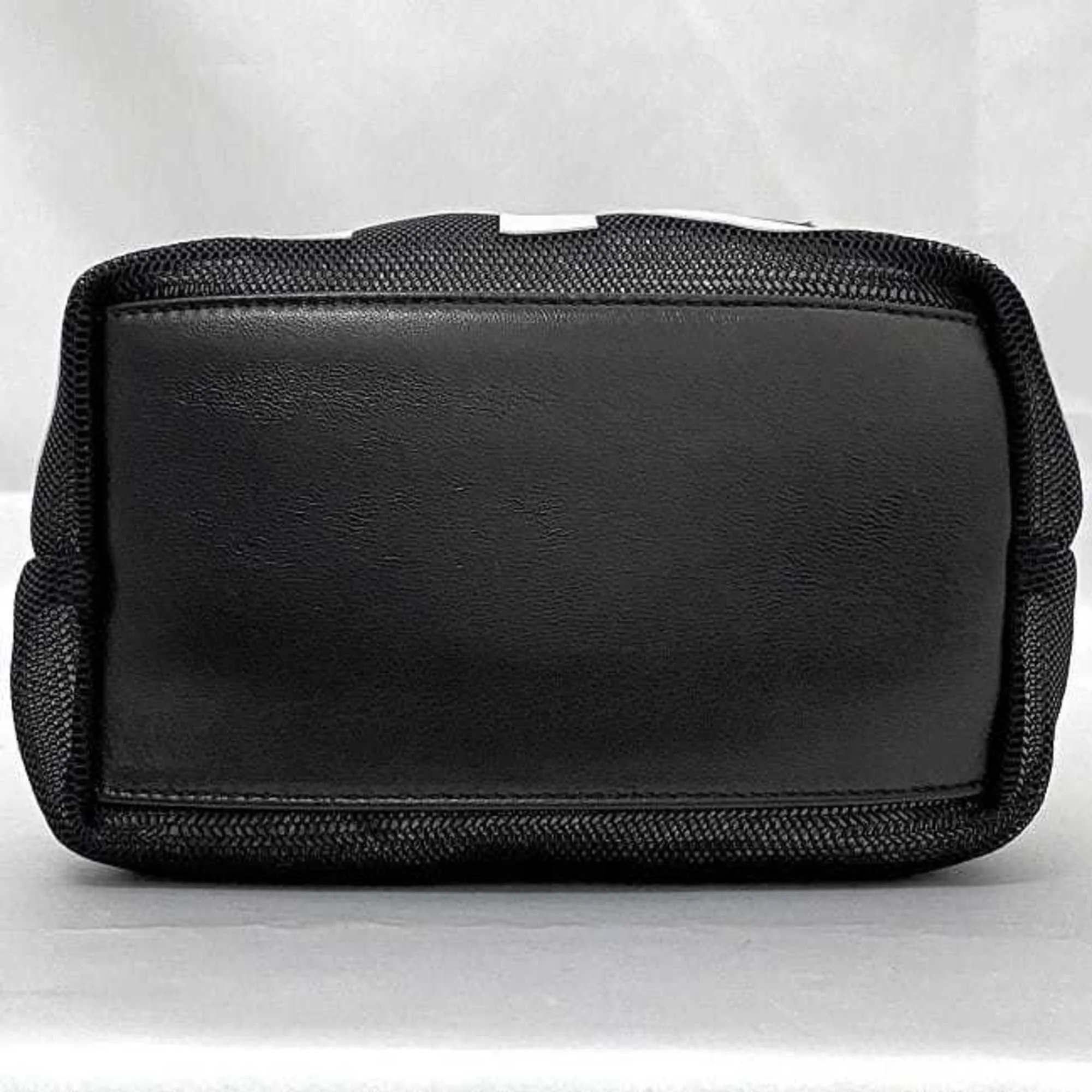 Jimmy Choo  Mesh Leather Shoulder Bag (Pre-Owned)