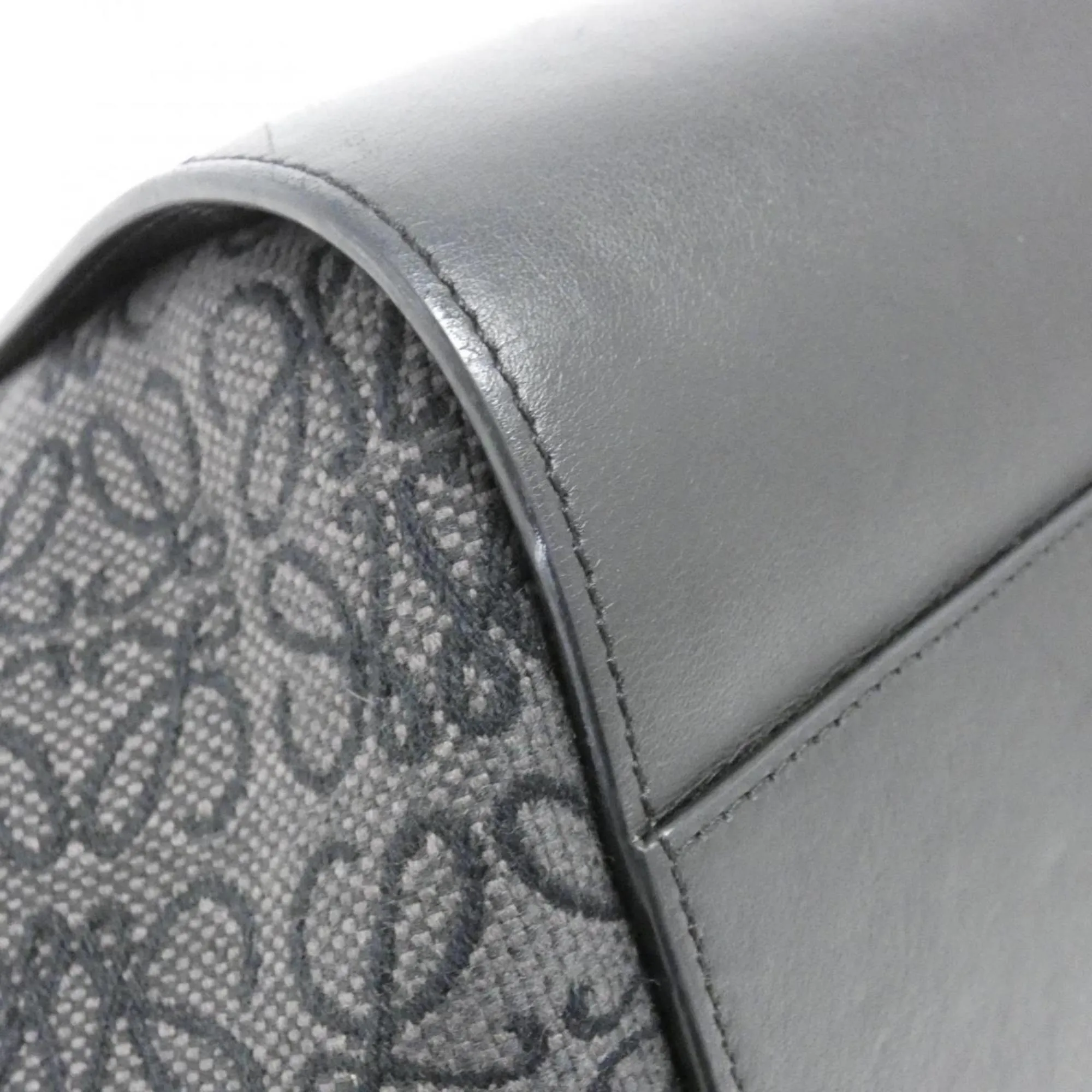 Loewe Canvas Leather Shoulder Bag (Pre-Owned)