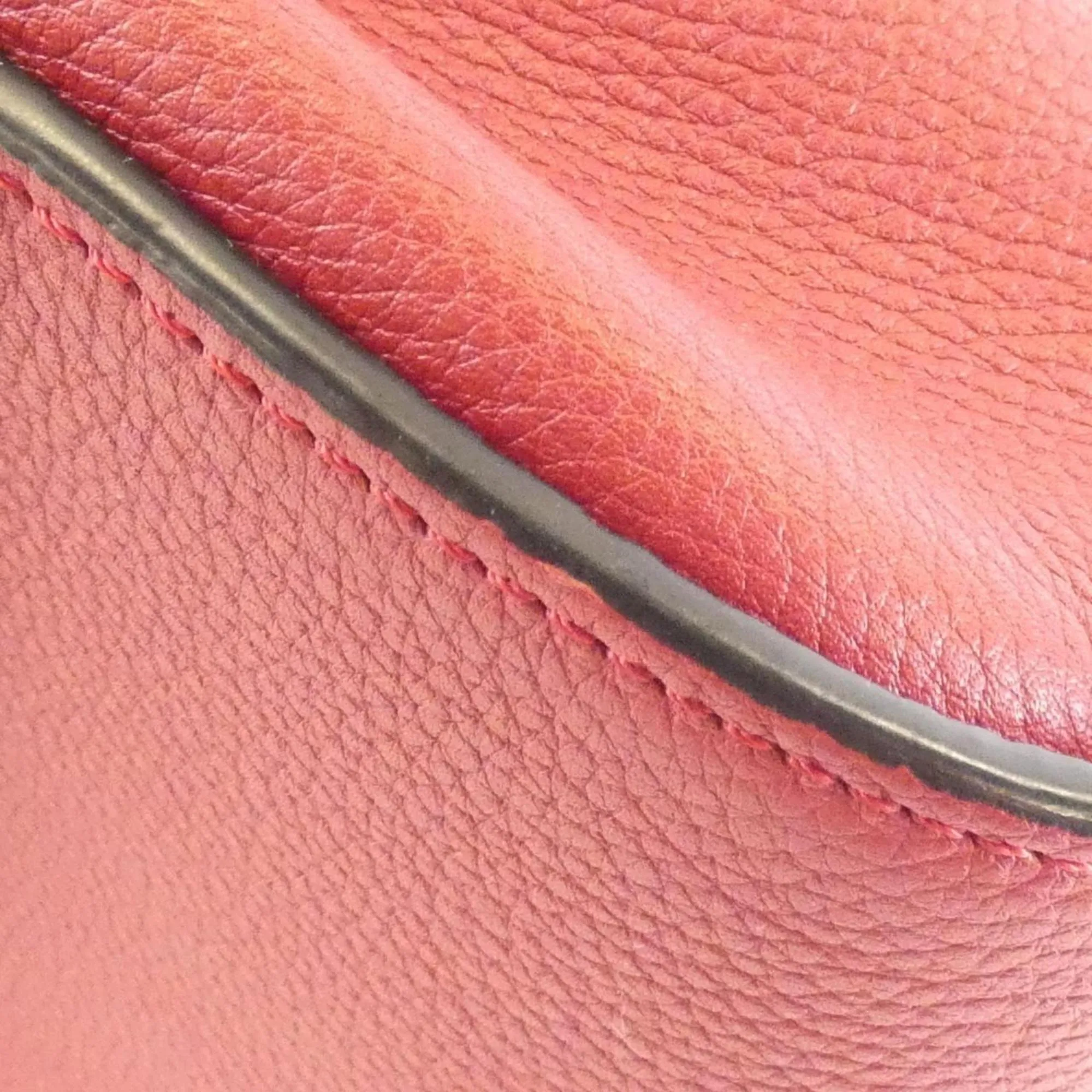 Loewe Hammock Leather Shoulder Bag (Pre-Owned)