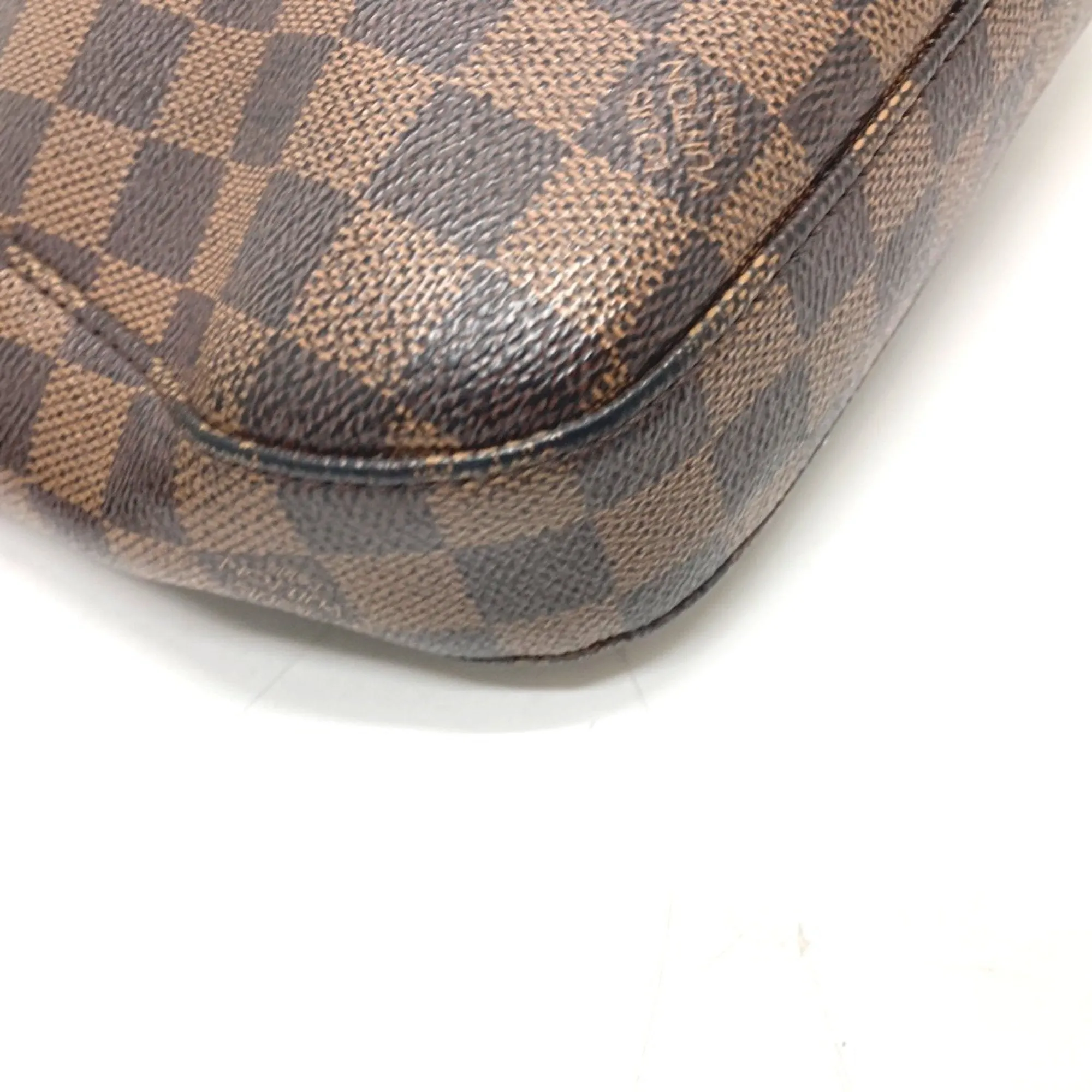 Louis Vuitton Damier Canvas Pochette Shoulder Bag (Pre-Owned)