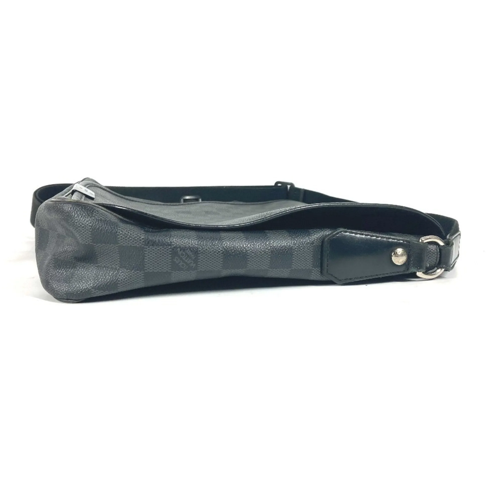 Louis Vuitton Damier Graphite Canvas Messenger Bag Shoulder Bag (Pre-Owned)