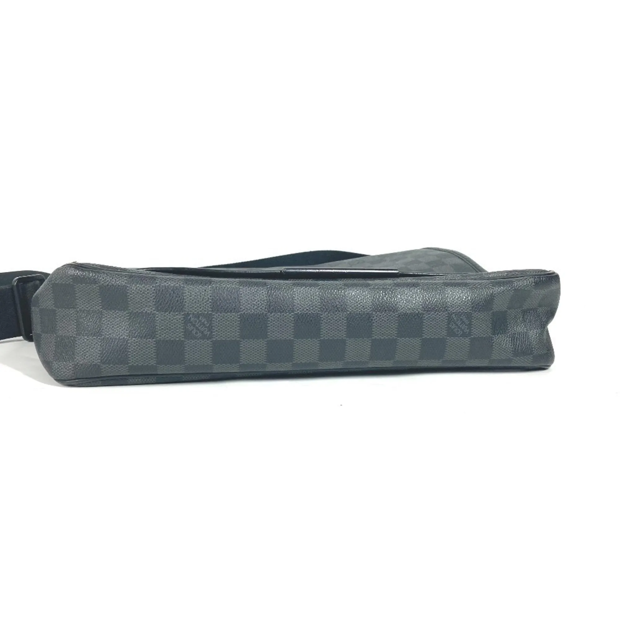 Louis Vuitton Damier Graphite Canvas Messenger Bag Shoulder Bag (Pre-Owned)