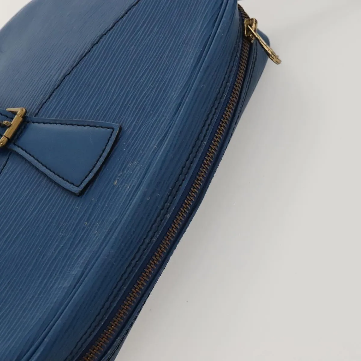 Louis Vuitton Jeune Fille Leather Shoulder Bag (Pre-Owned)