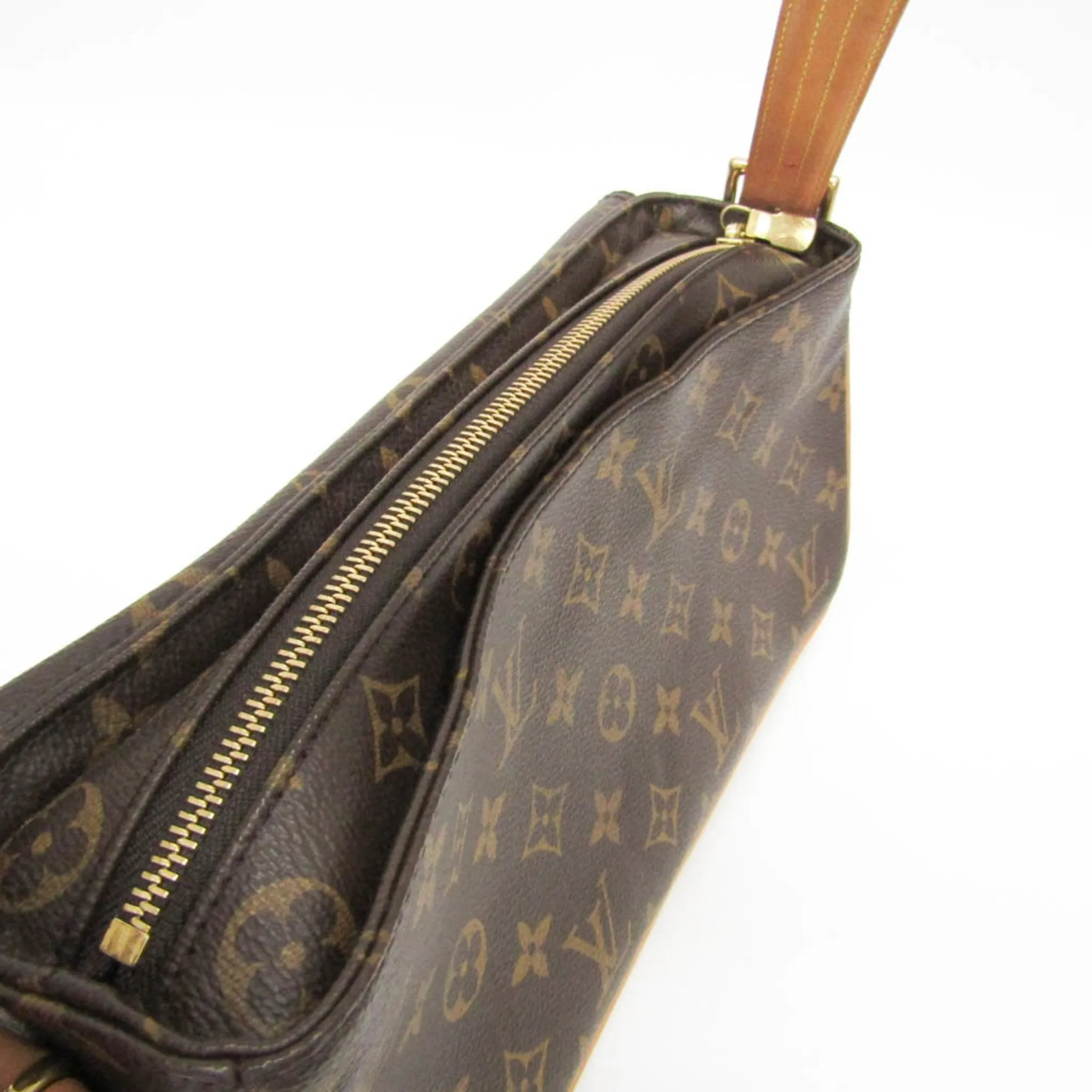 Louis Vuitton Monogram Monogram Shoulder Bag (Pre-Owned)