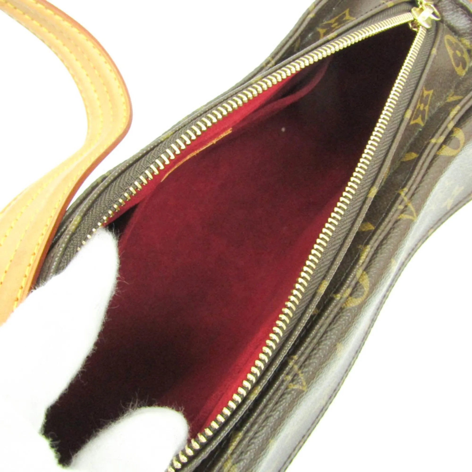 Louis Vuitton Monogram Monogram Shoulder Bag (Pre-Owned)