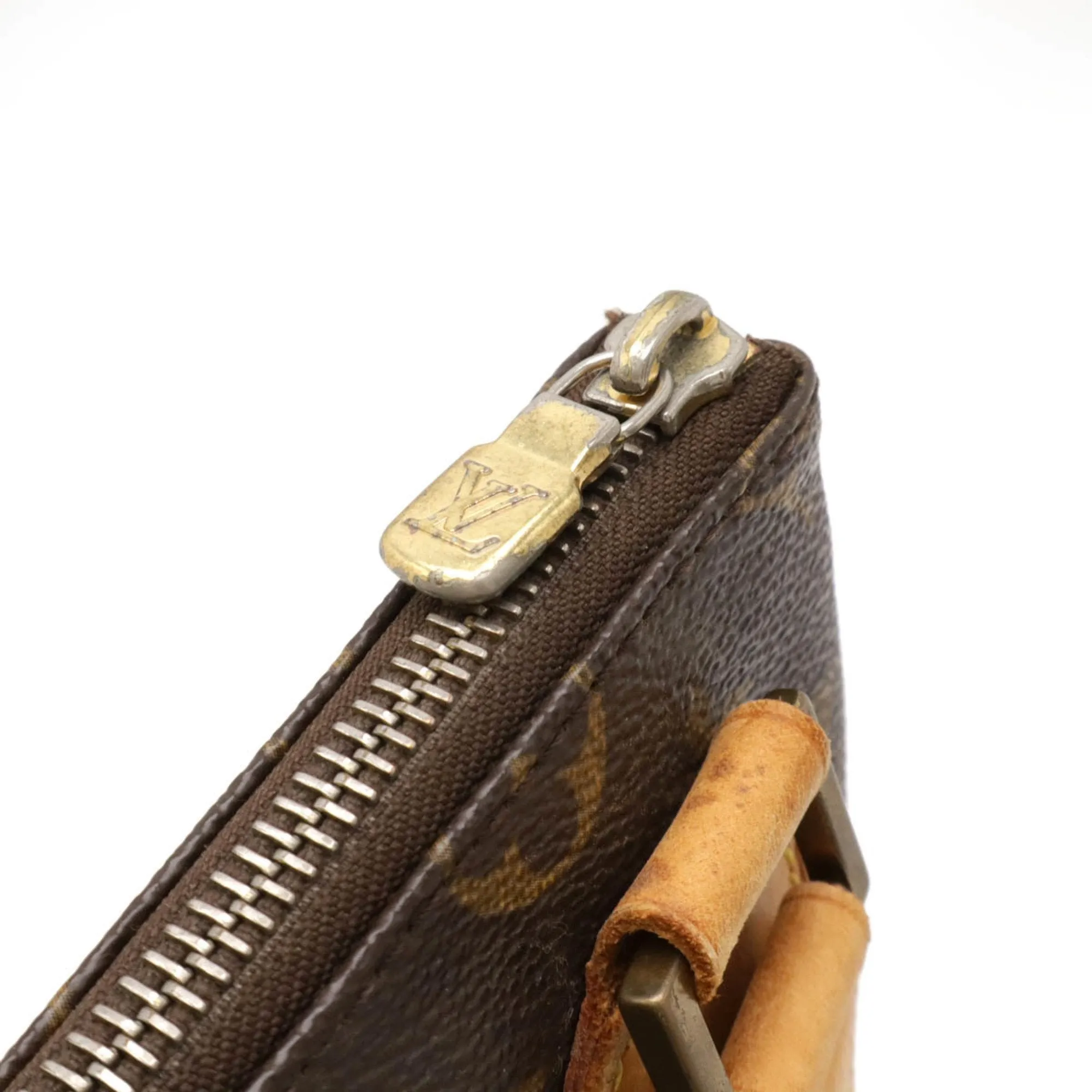 Louis Vuitton Monogram Pochette Shoulder Bag (Pre-Owned)