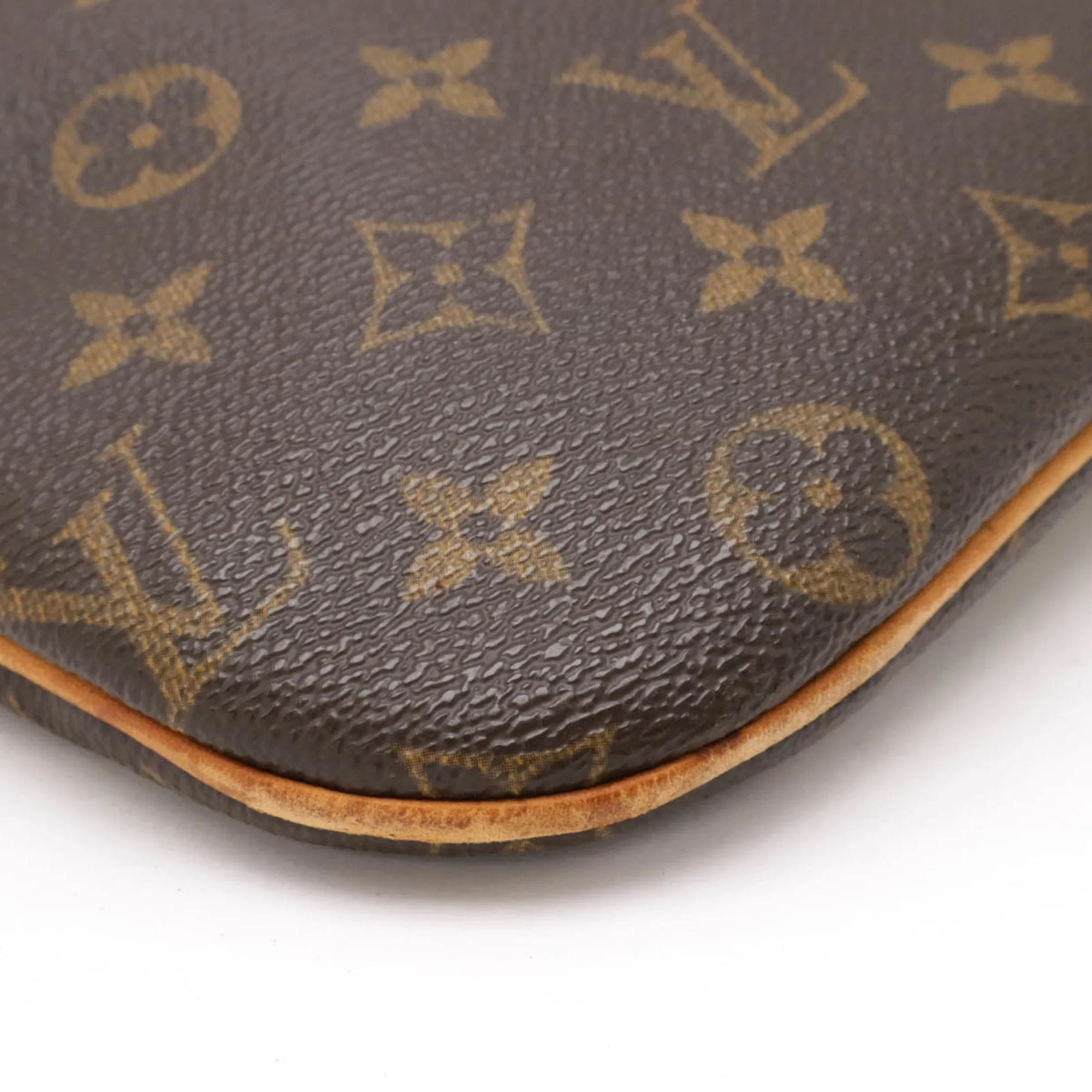 Louis Vuitton Monogram Pochette Shoulder Bag (Pre-Owned)