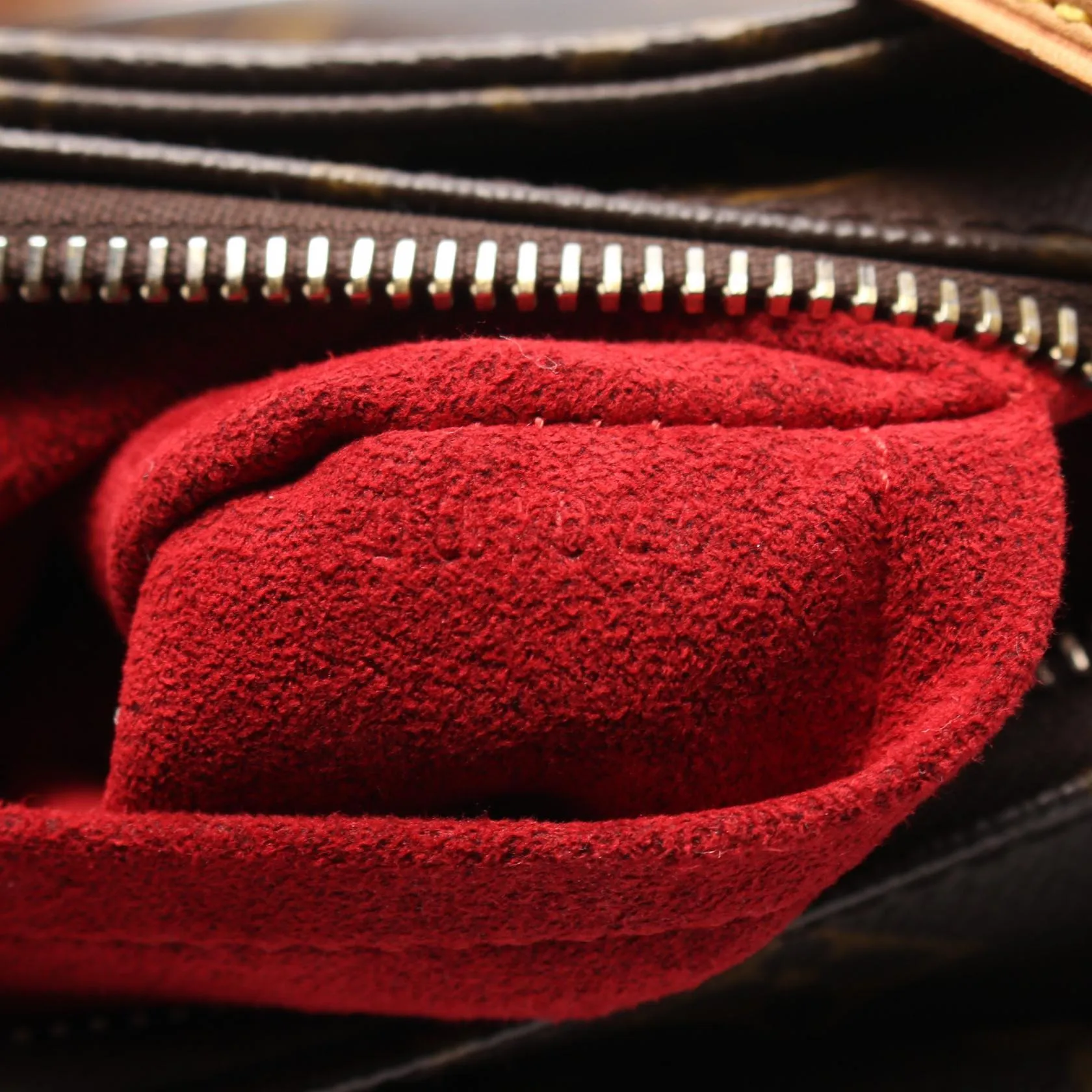 Louis Vuitton Monogram Vivacite MM Shoulder Bag