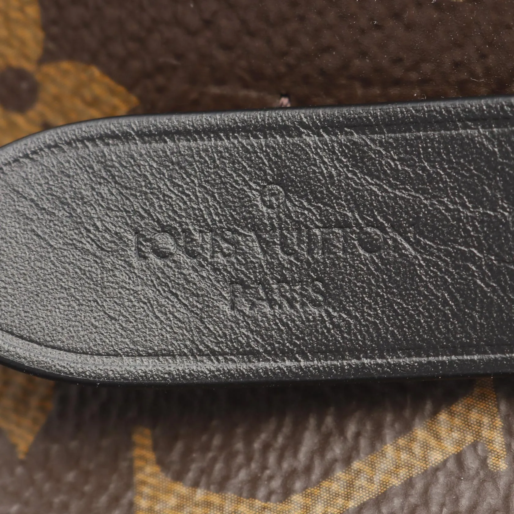 Louis Vuitton NeoNoe Shoulder Bag Monogram
