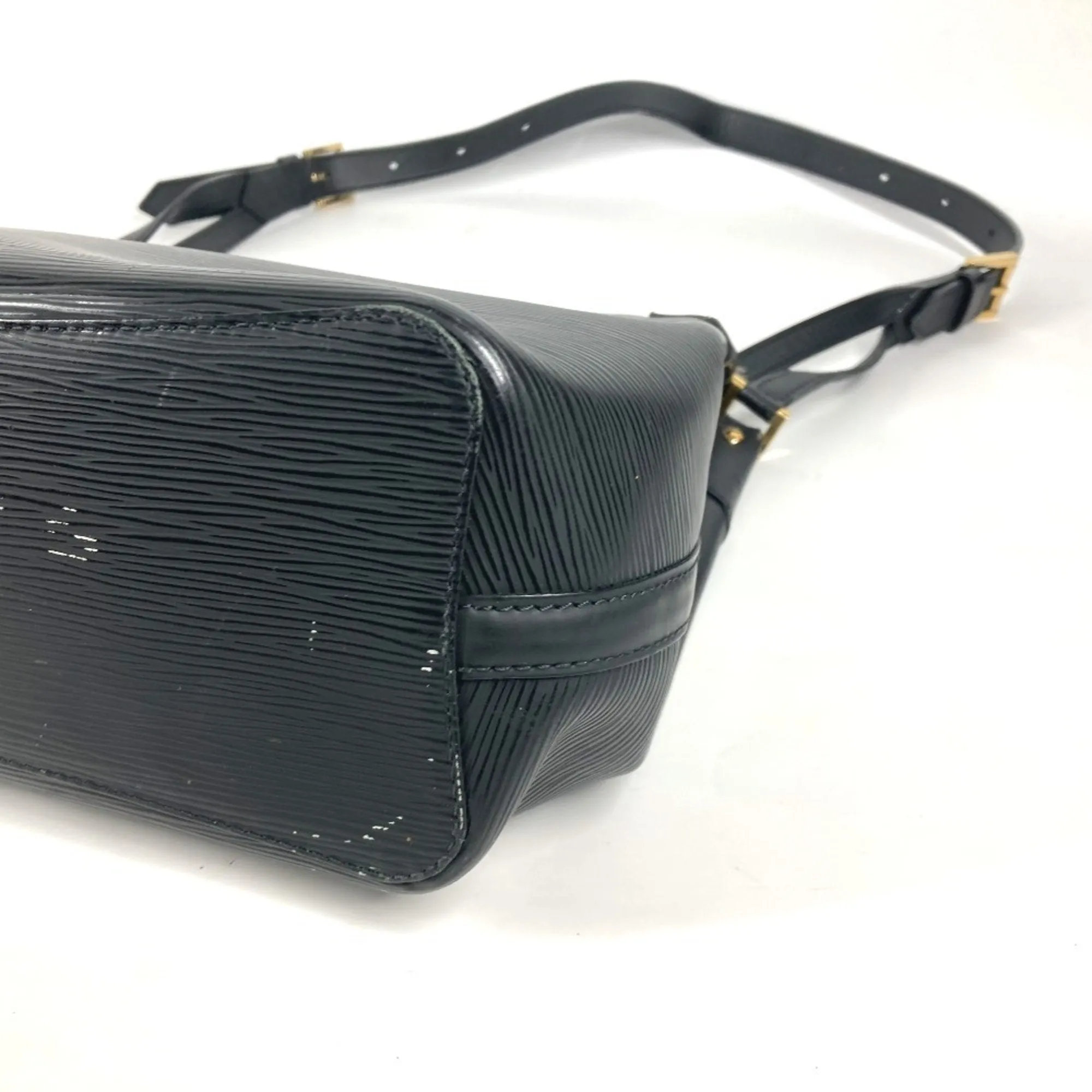 Louis Vuitton Noir Epi Leather Shoulder Bag (Pre-Owned)
