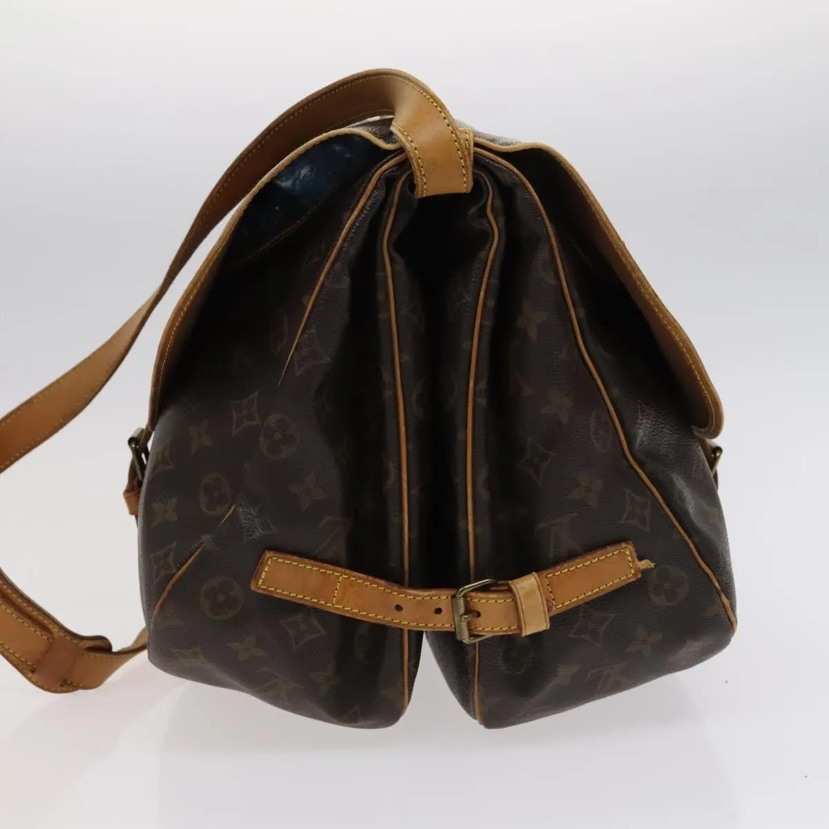 Louis Vuitton Saumur 35 Canvas Shoulder Bag (Pre-Owned)