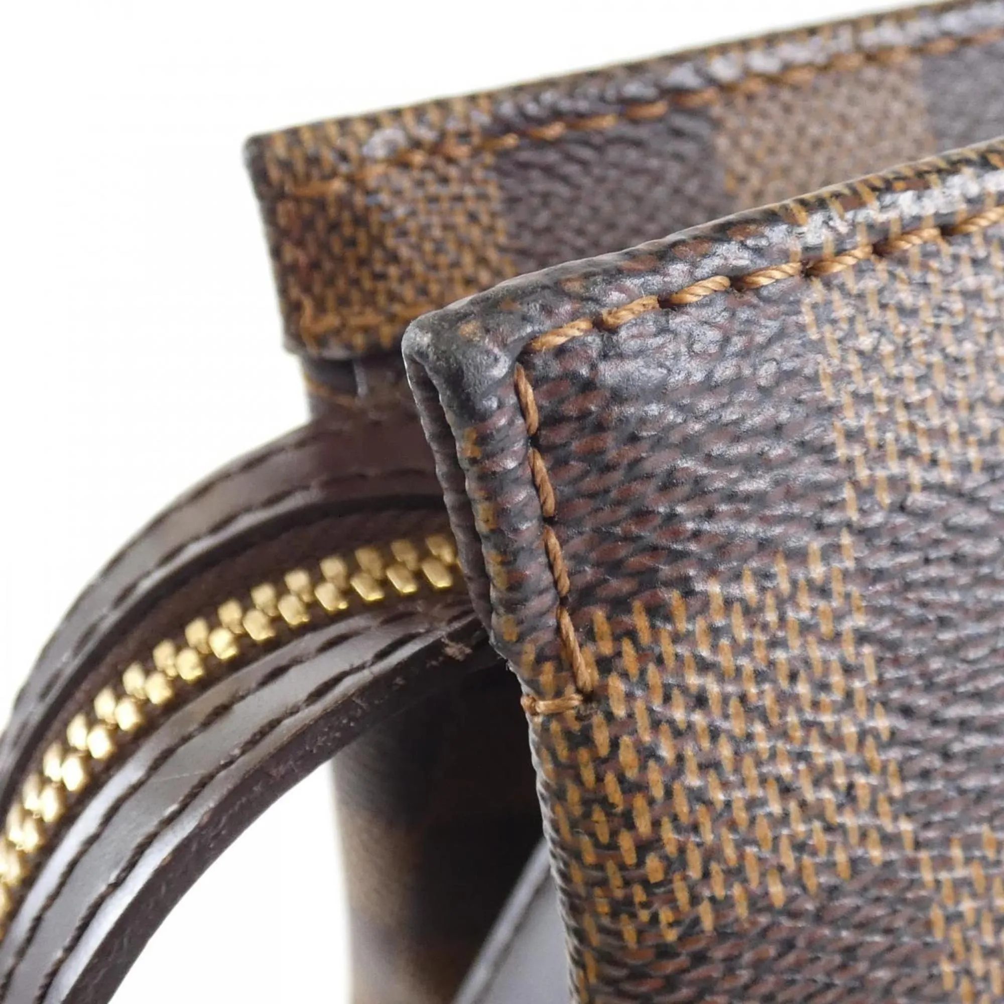 Louis Vuitton Shoulder Bag (Pre-Owned)