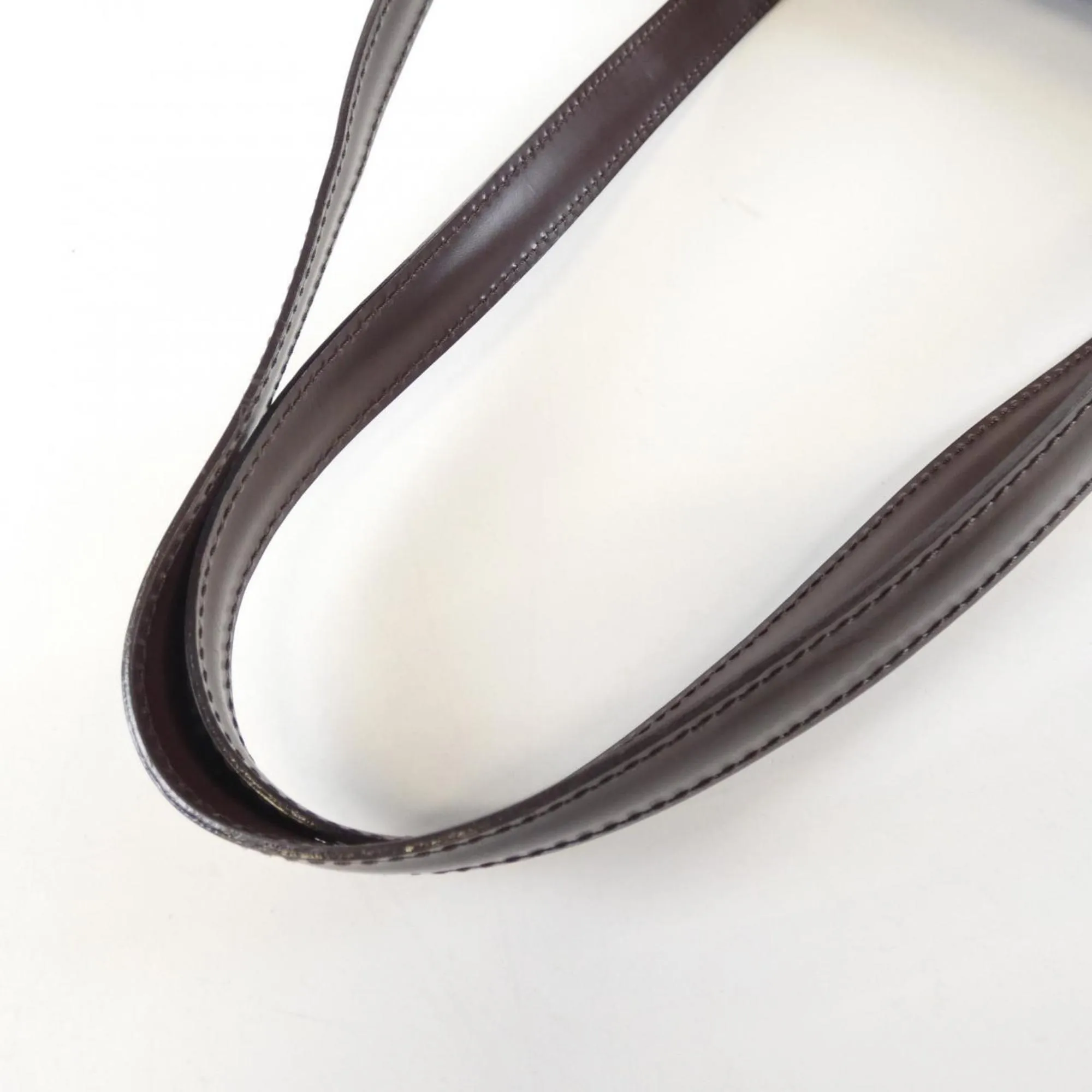 Louis Vuitton Shoulder Bag (Pre-Owned)