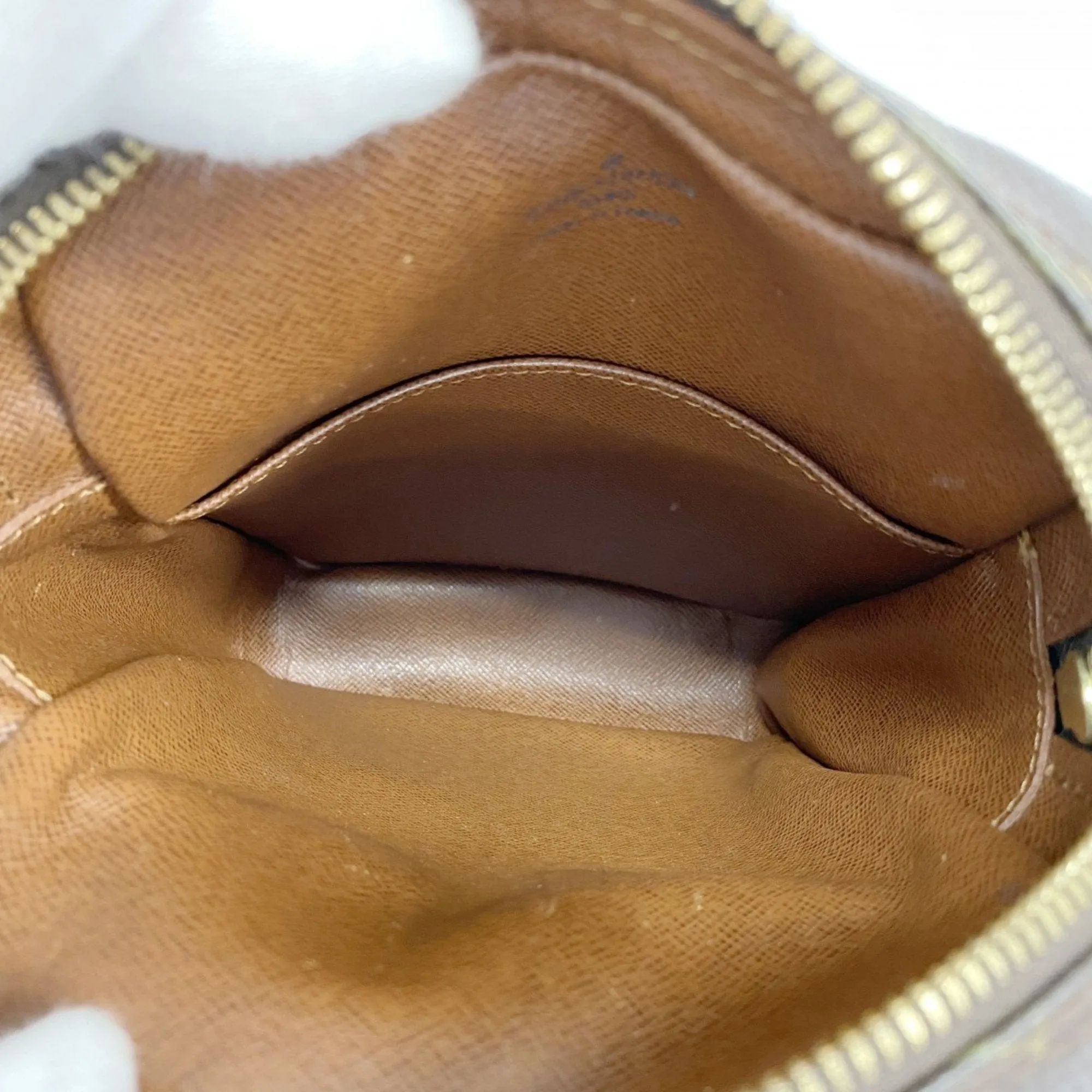 Louis Vuitton Shoulder Bag (Pre-Owned)
