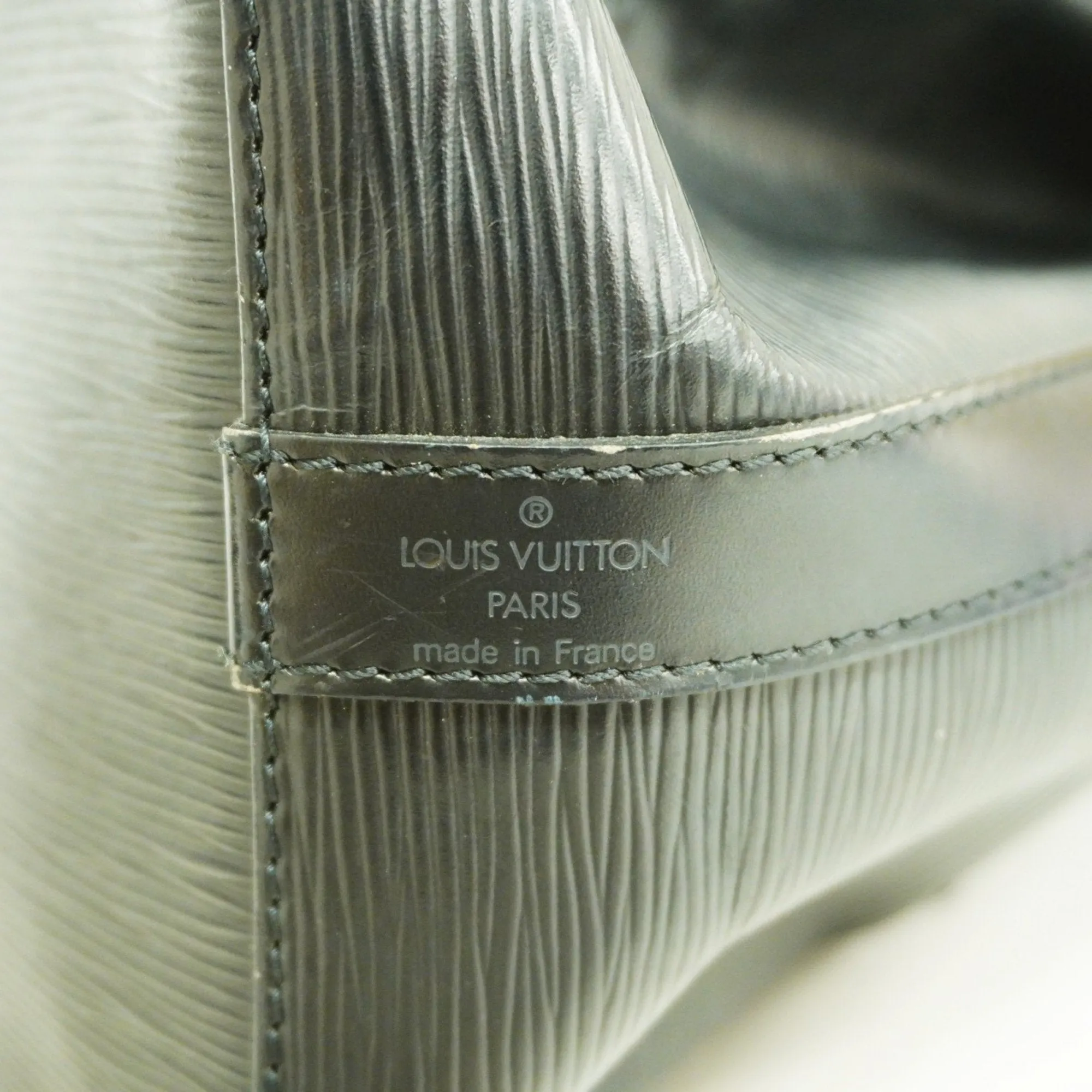 Louis Vuitton Shoulder Bag (Pre-Owned)