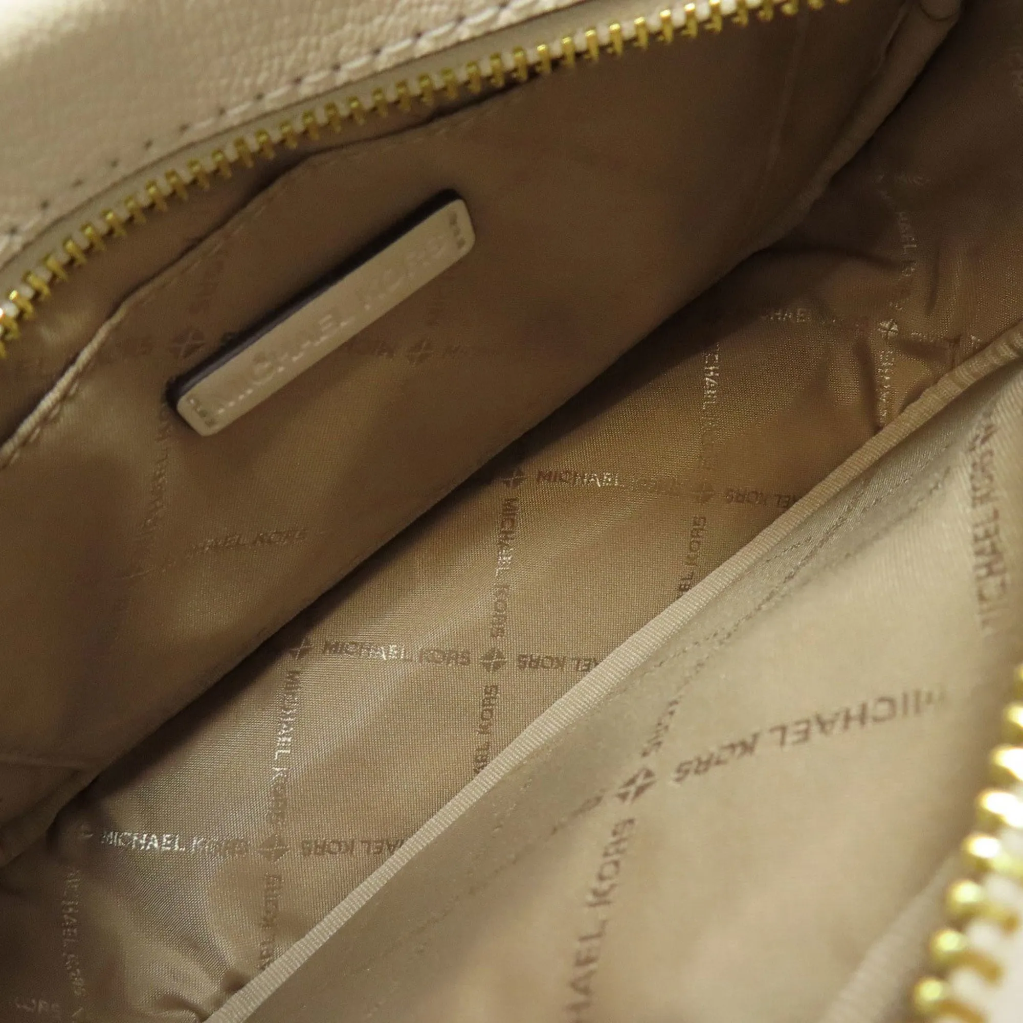 Michael Kors  Leather Shoulder Bag (Pre-Owned)