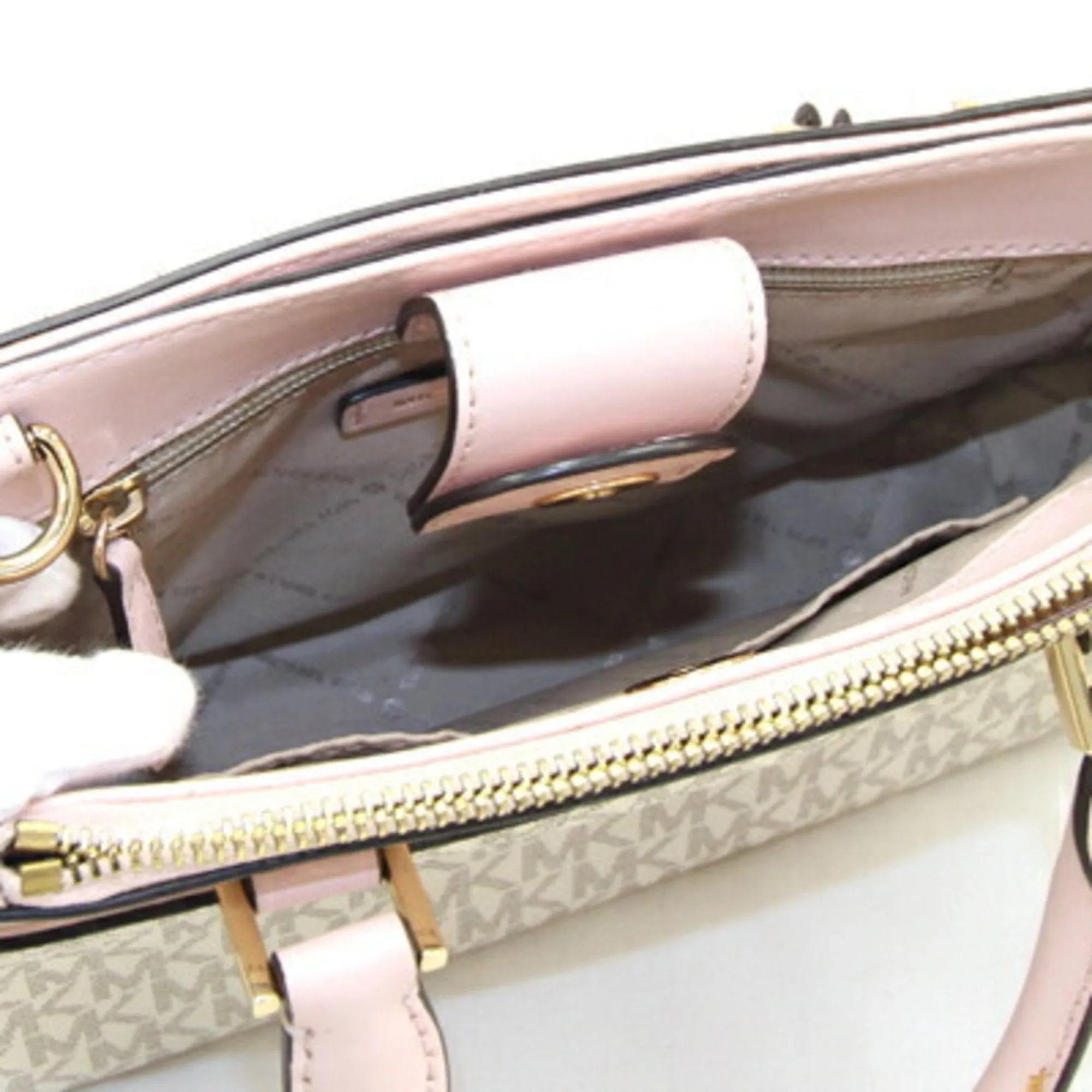 Michael Kors pink Off- Pvc Leather Handbag Shoulder Bag (Pre-Owned)